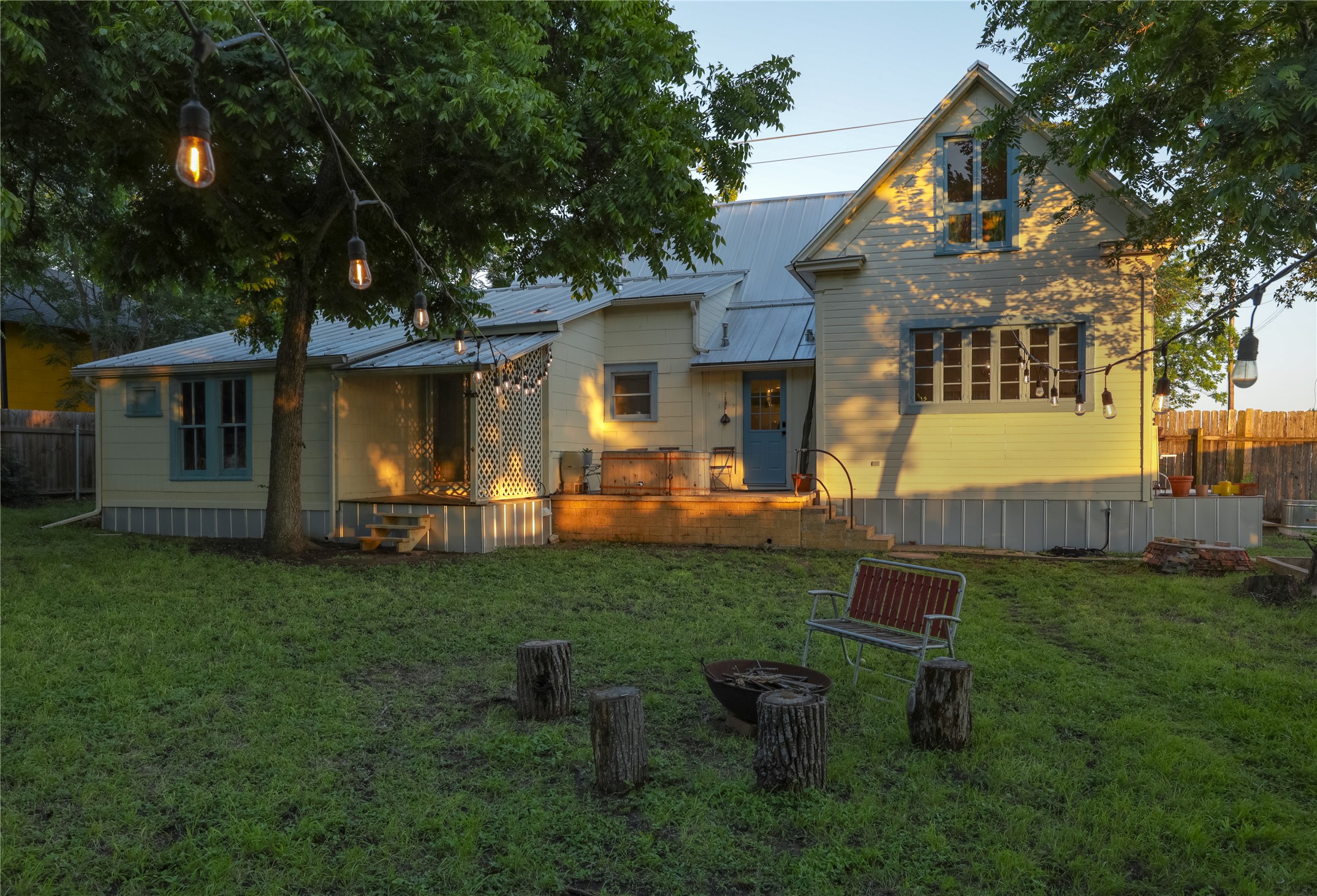 main property photo 28