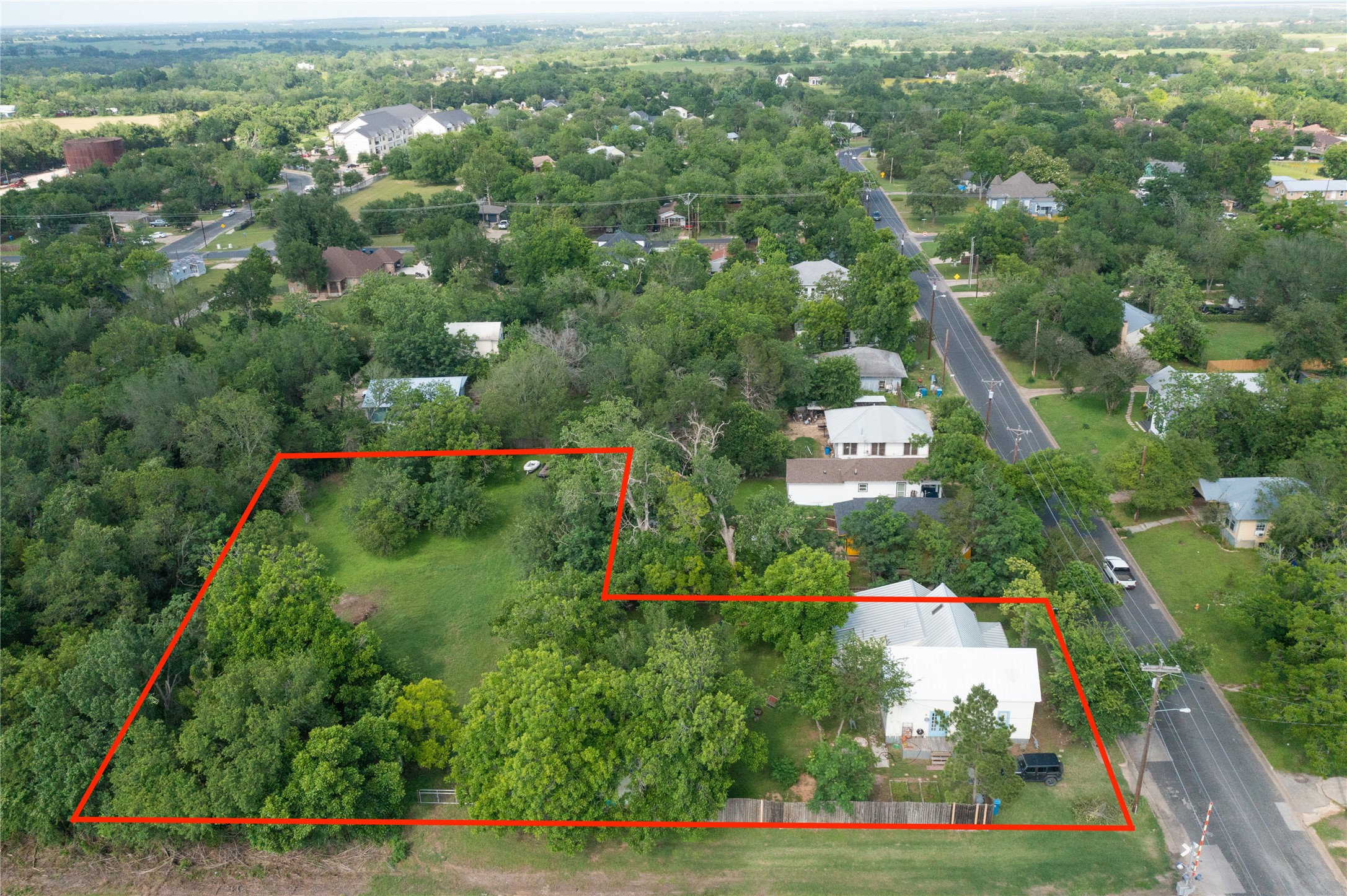 main property photo 36