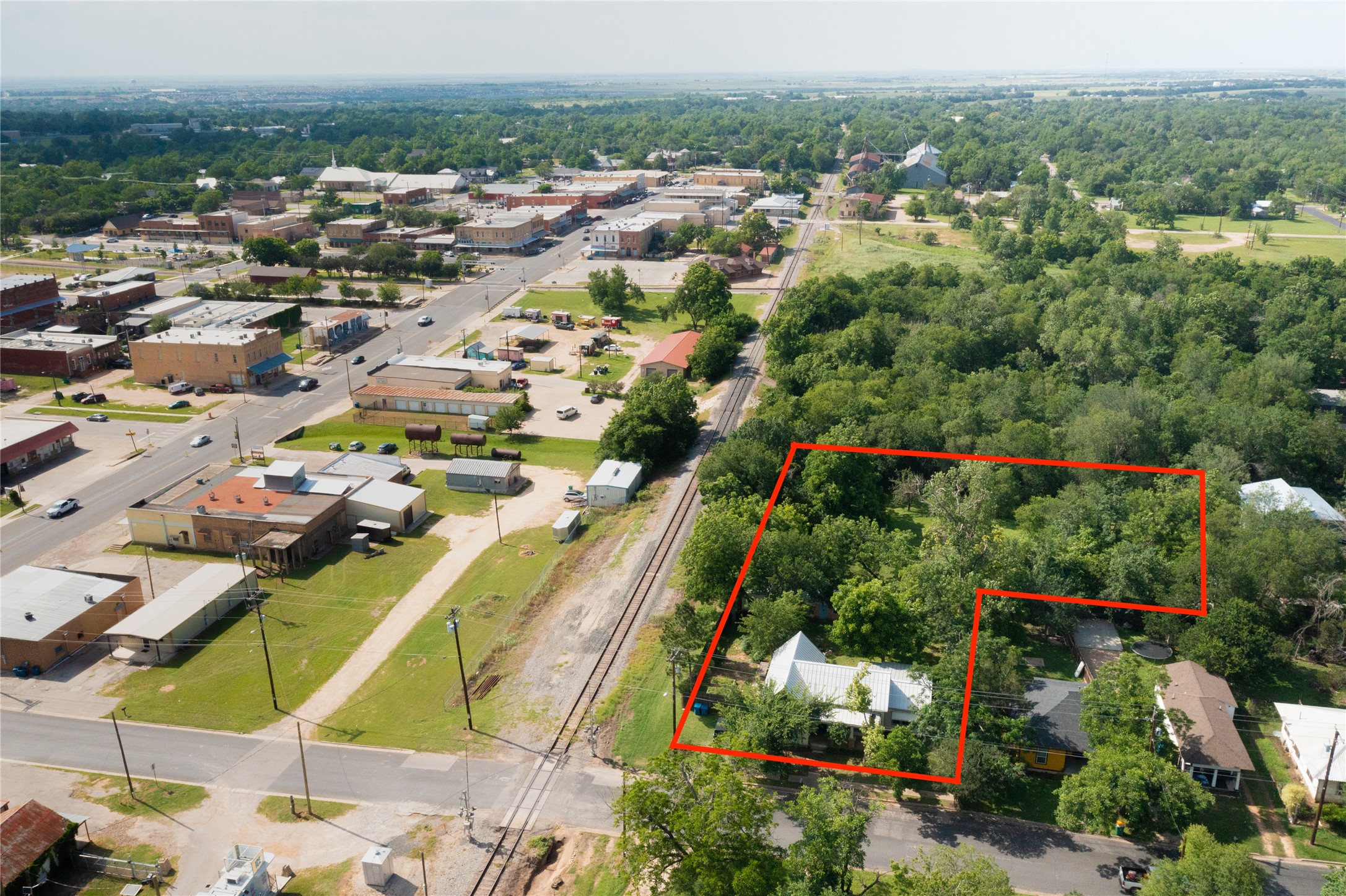 main property photo 37