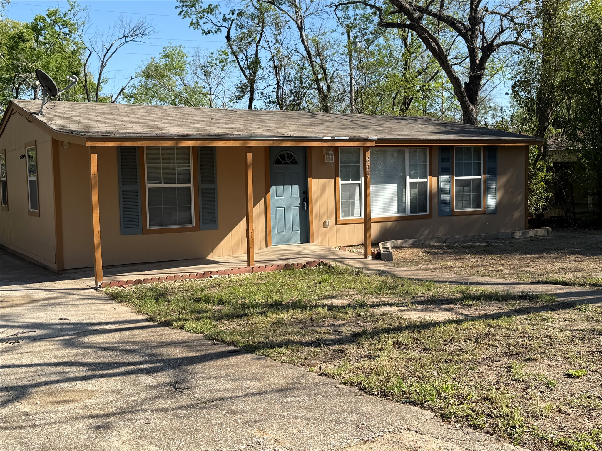 main property photo 19