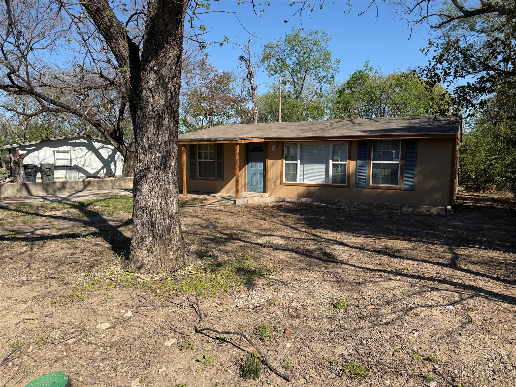 main property photo 21