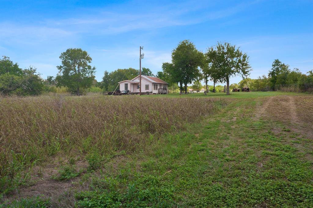 main property photo 21