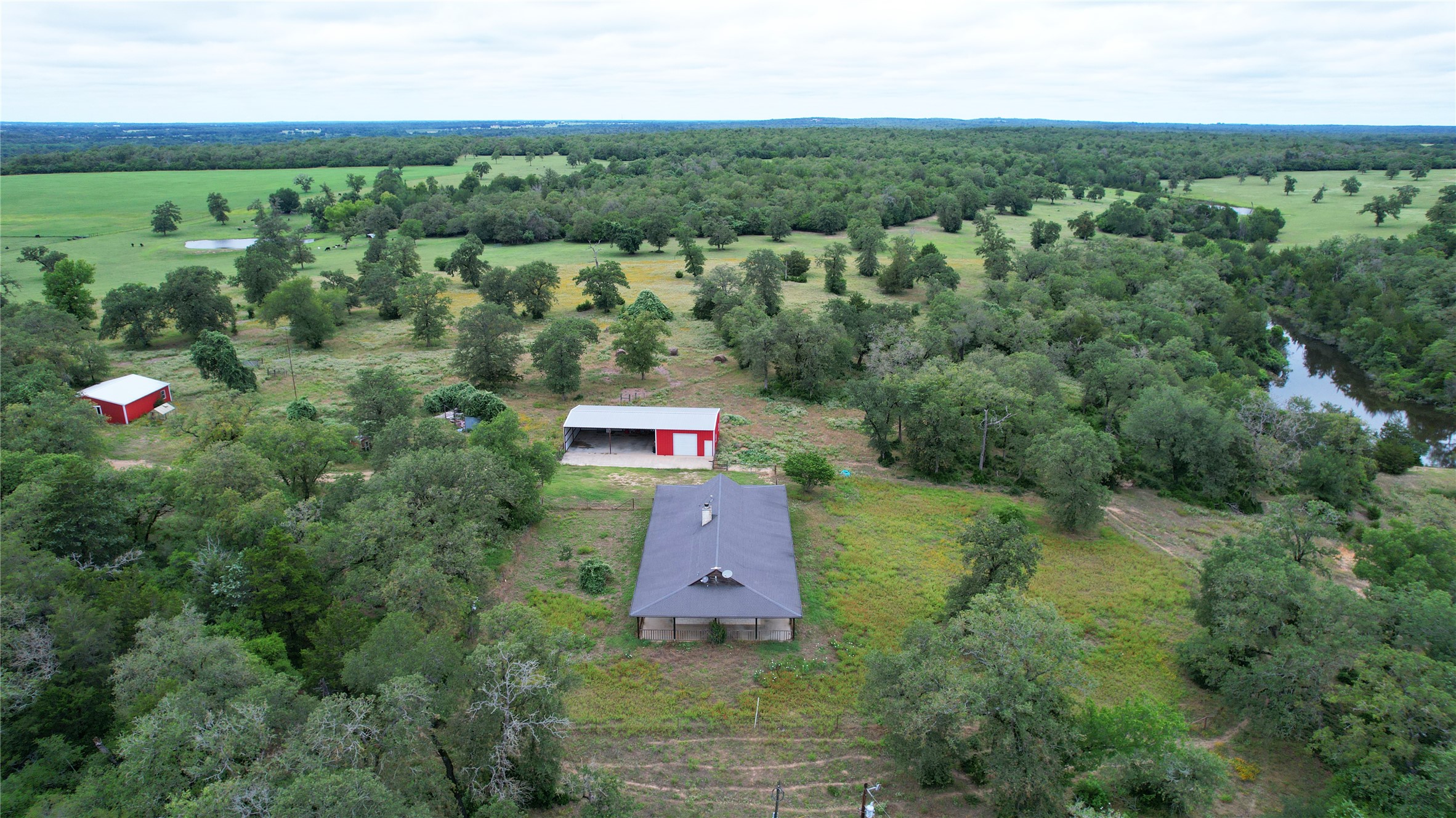 main property photo 39