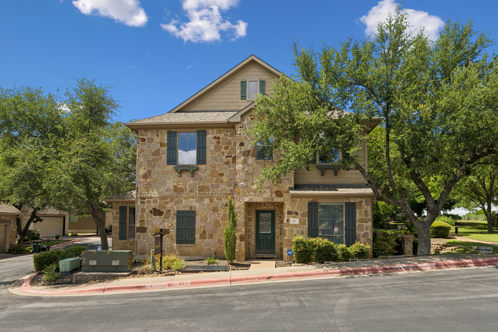 main property photo 29