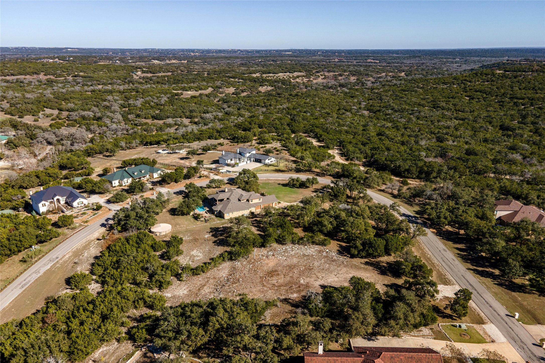 main property photo 16