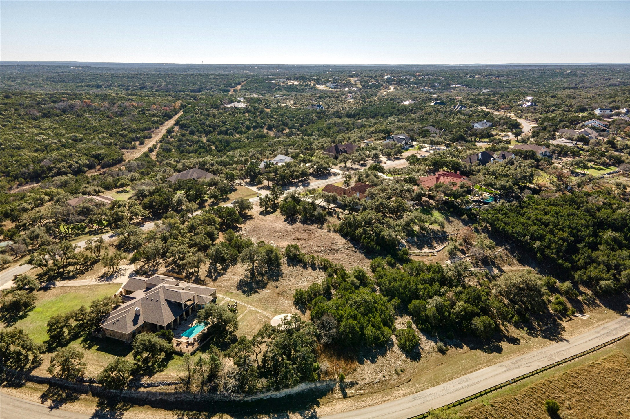 main property photo 17