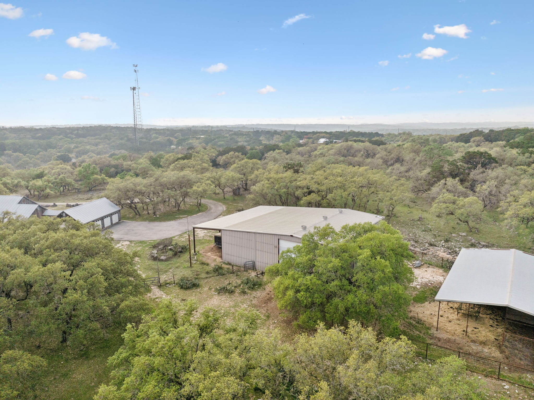 main property photo 4