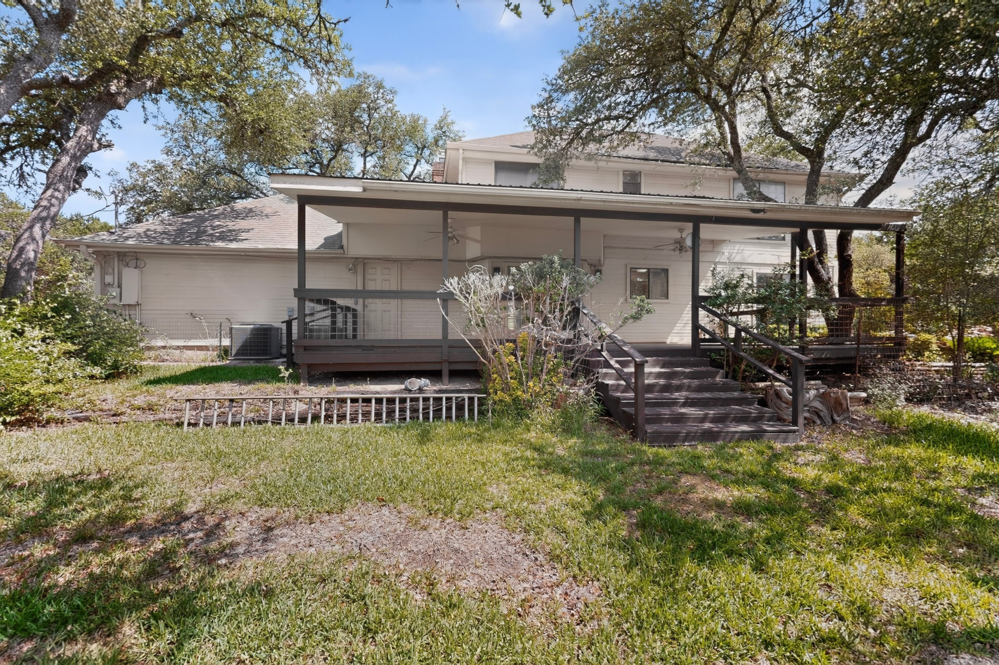 main property photo 32