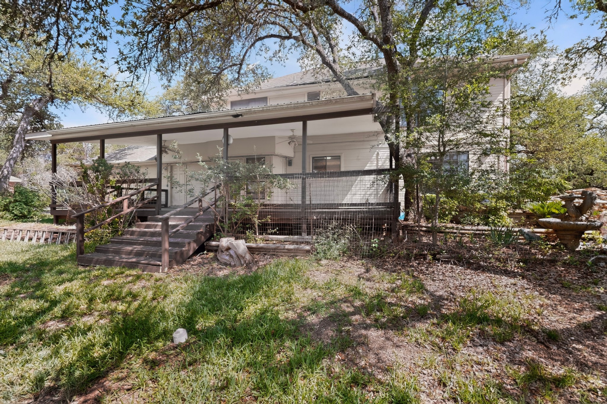main property photo 33