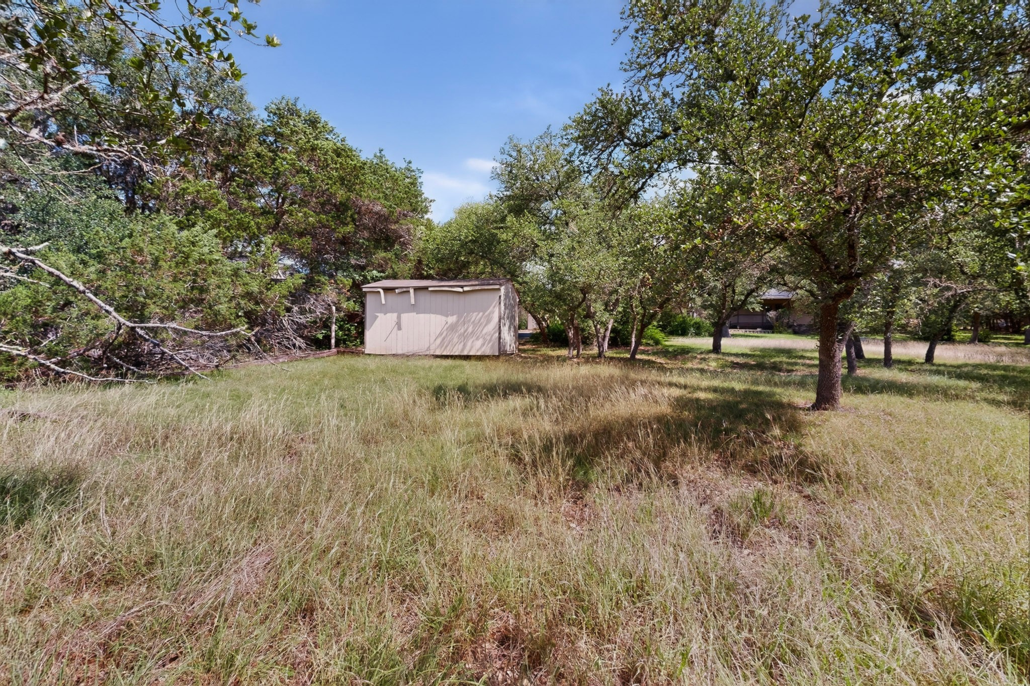 main property photo 35