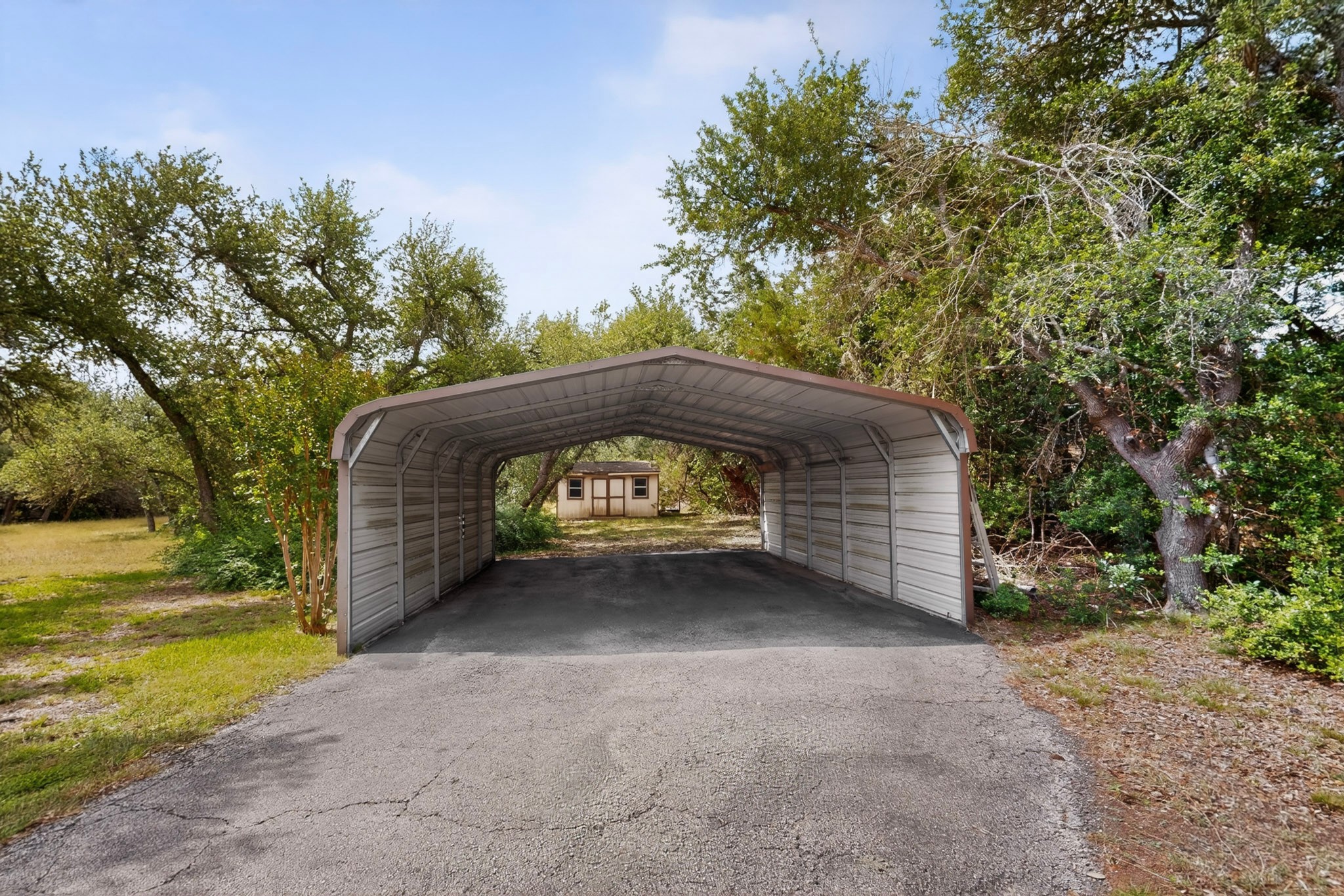 main property photo 36