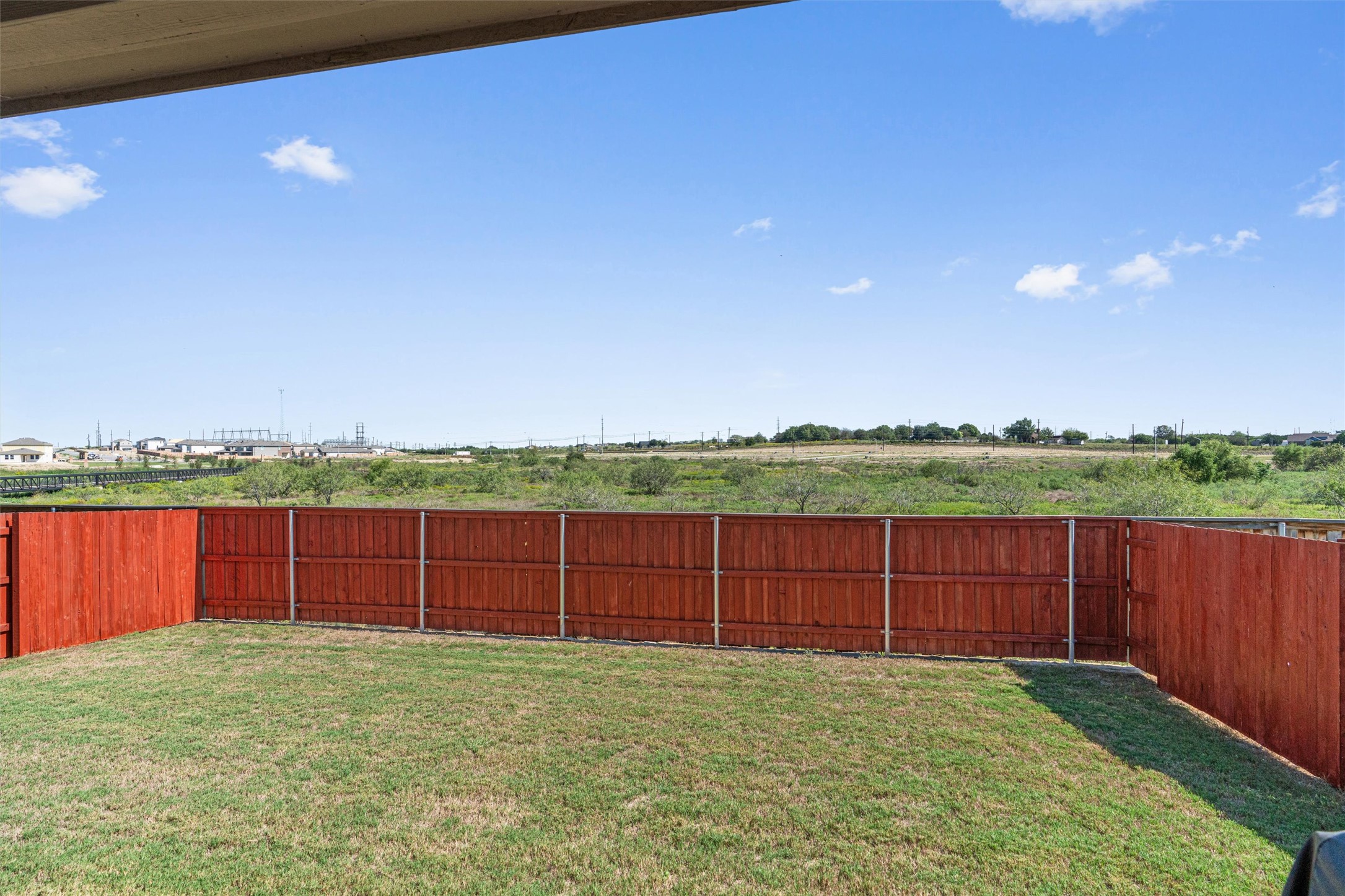main property photo 22