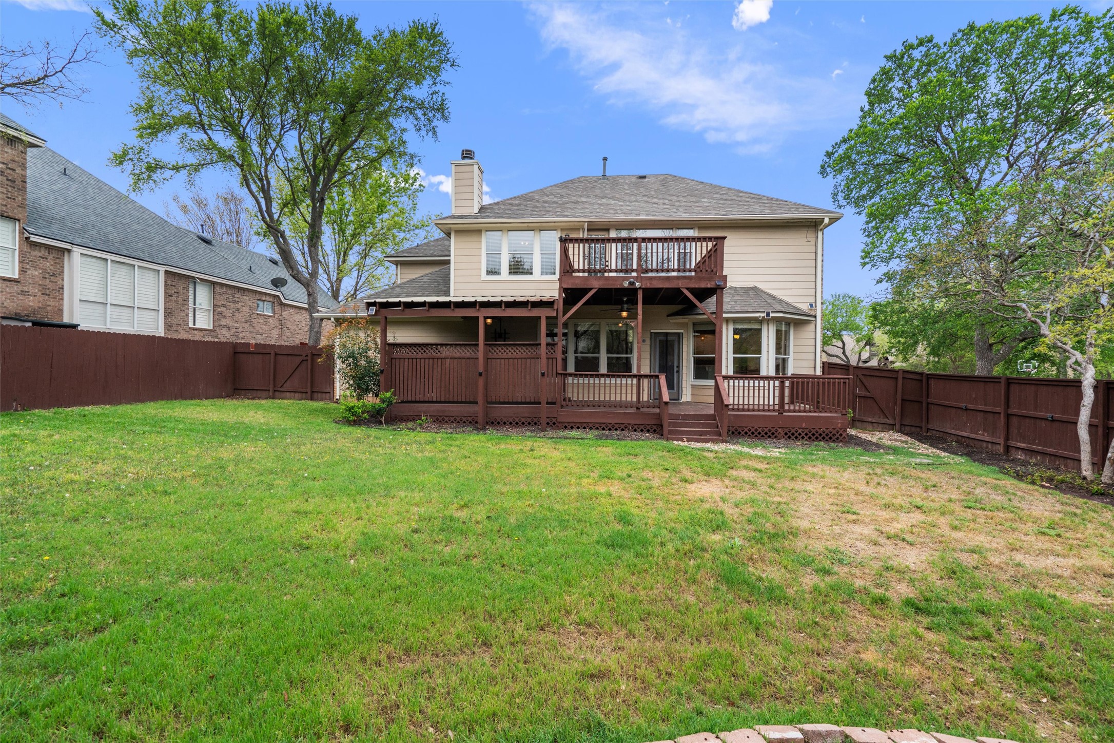 main property photo 36
