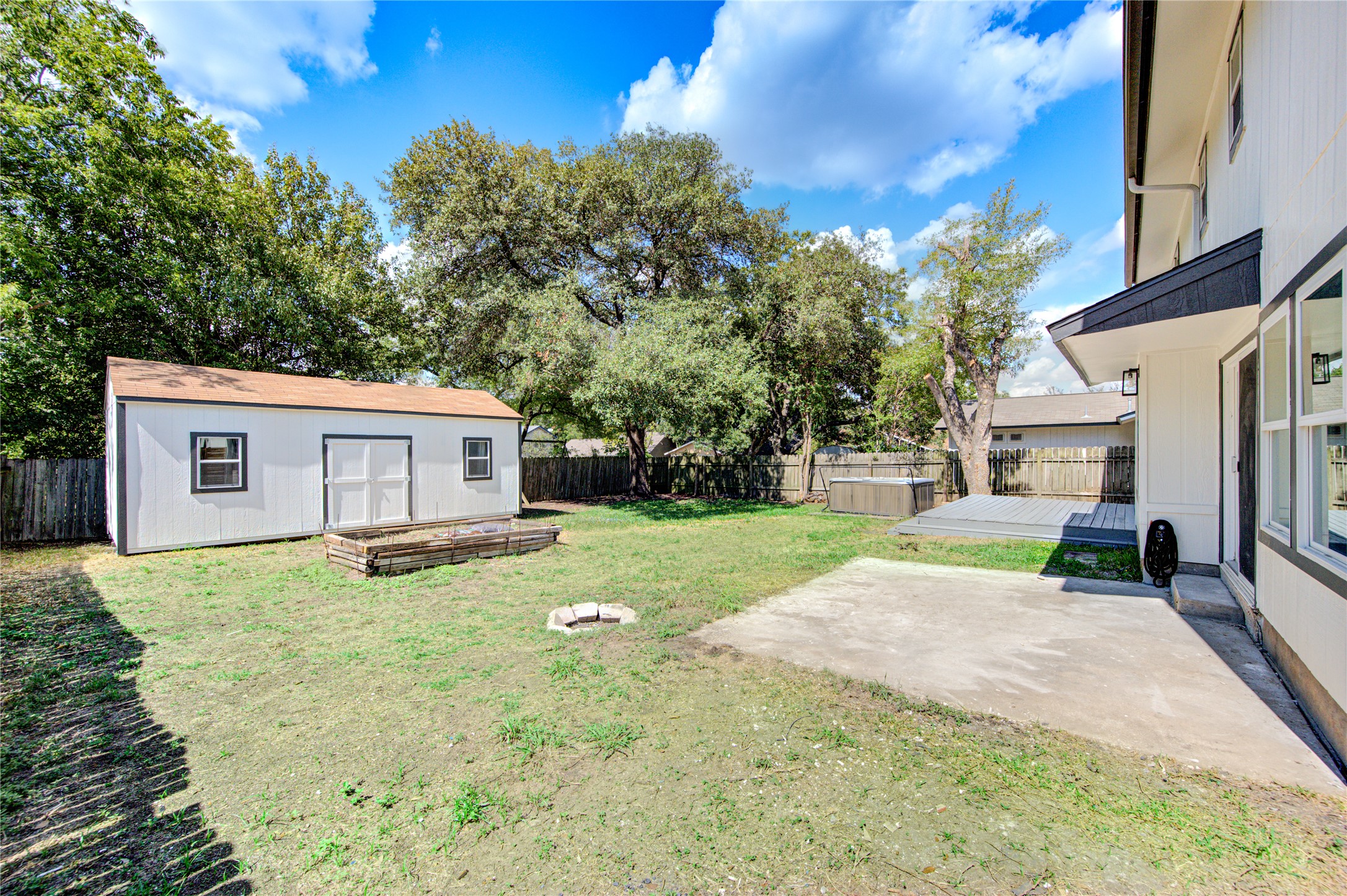 main property photo 29