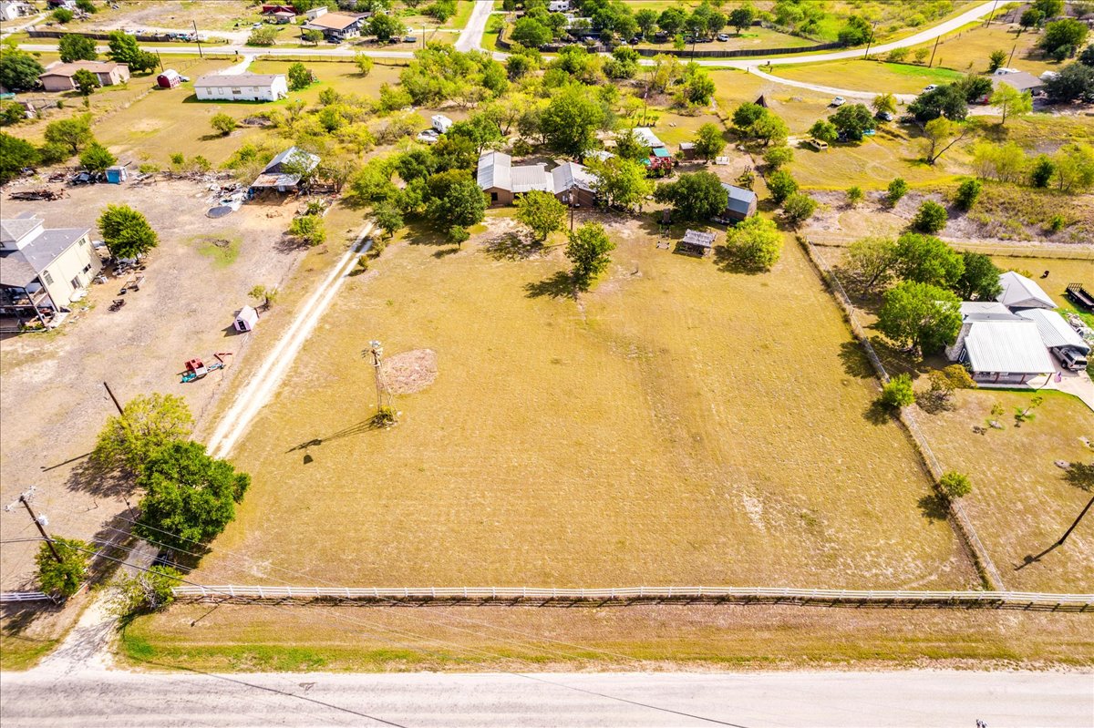 main property photo 35