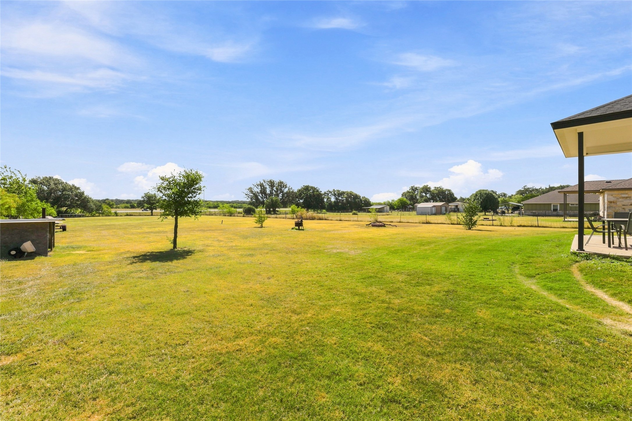main property photo 19