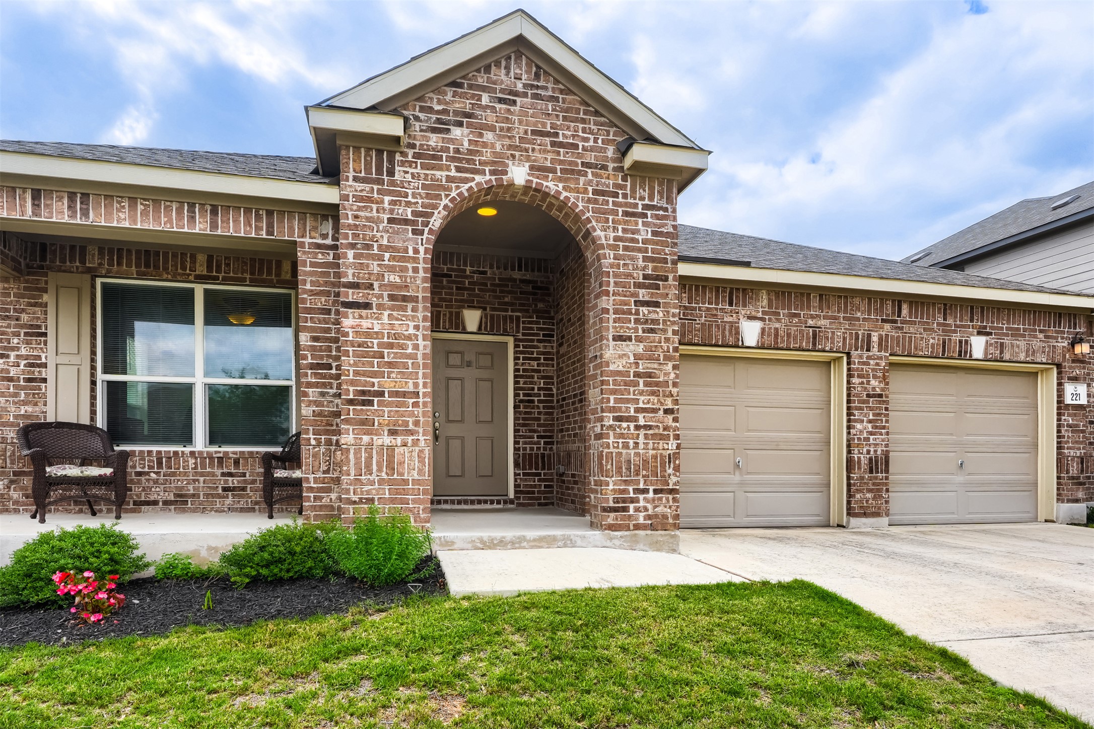 main property photo 2