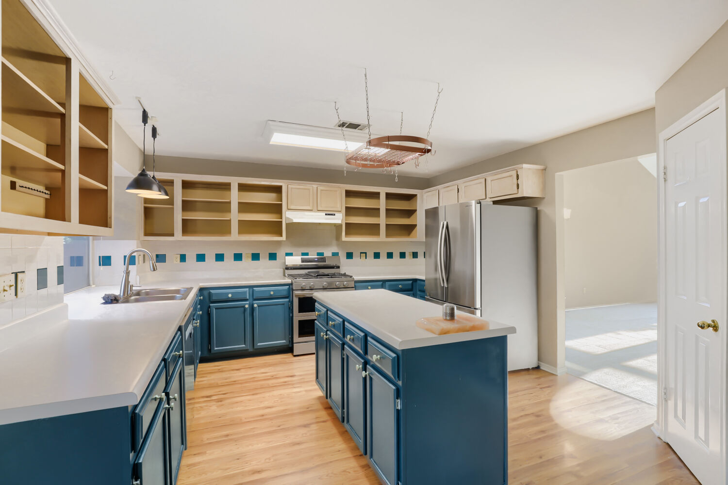 main property photo 7