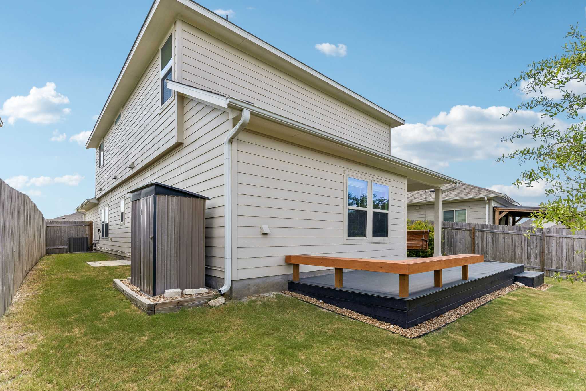 main property photo 35