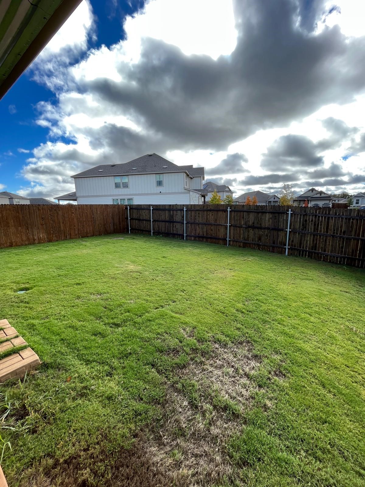 main property photo 25