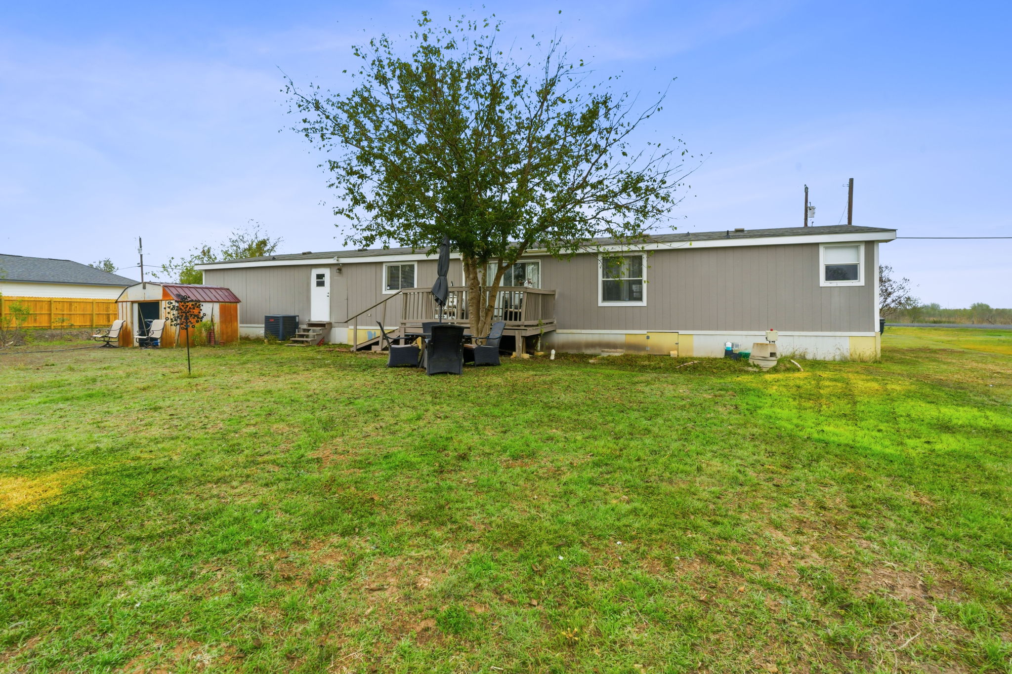 main property photo 26