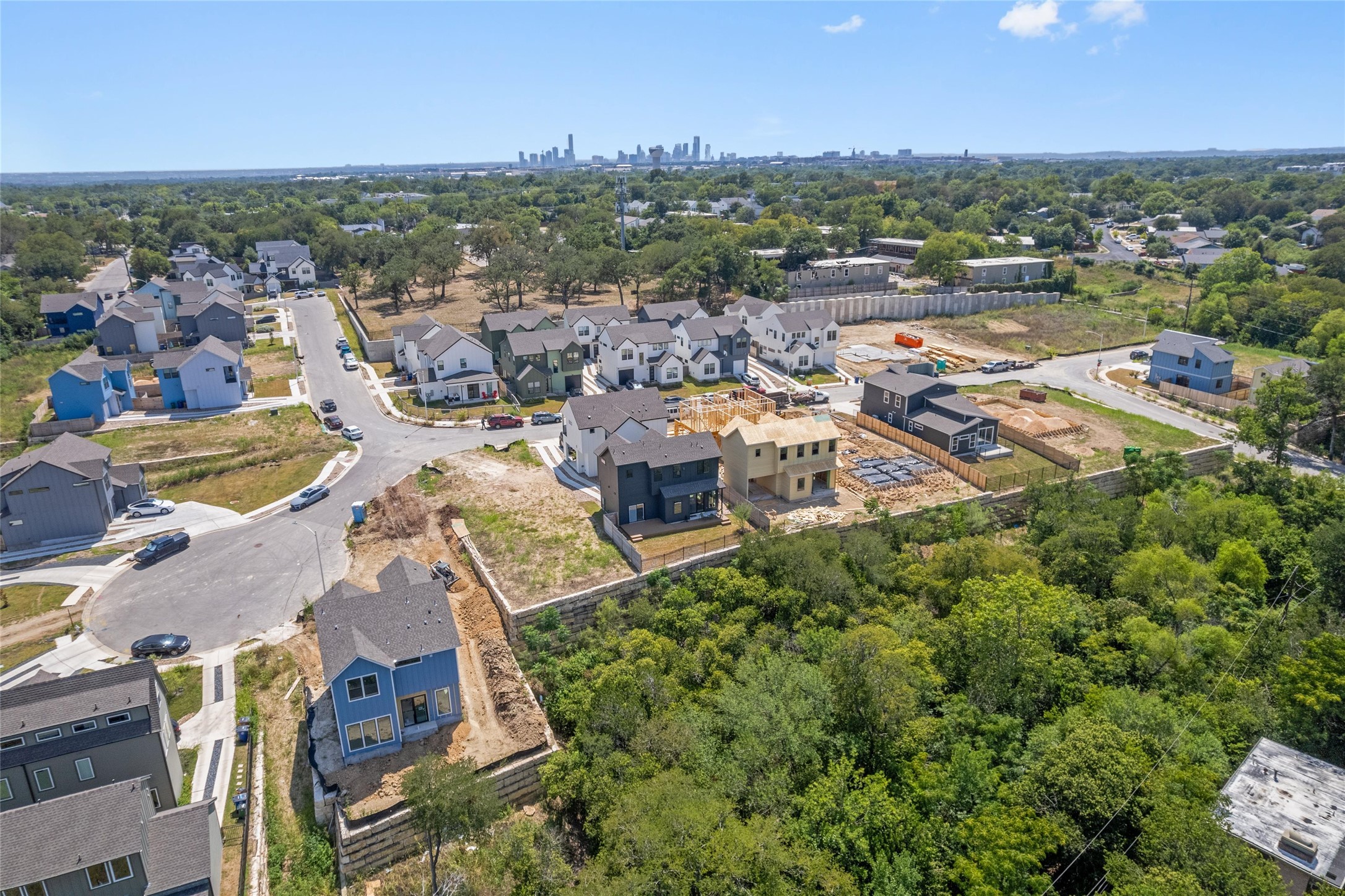 main property photo 32