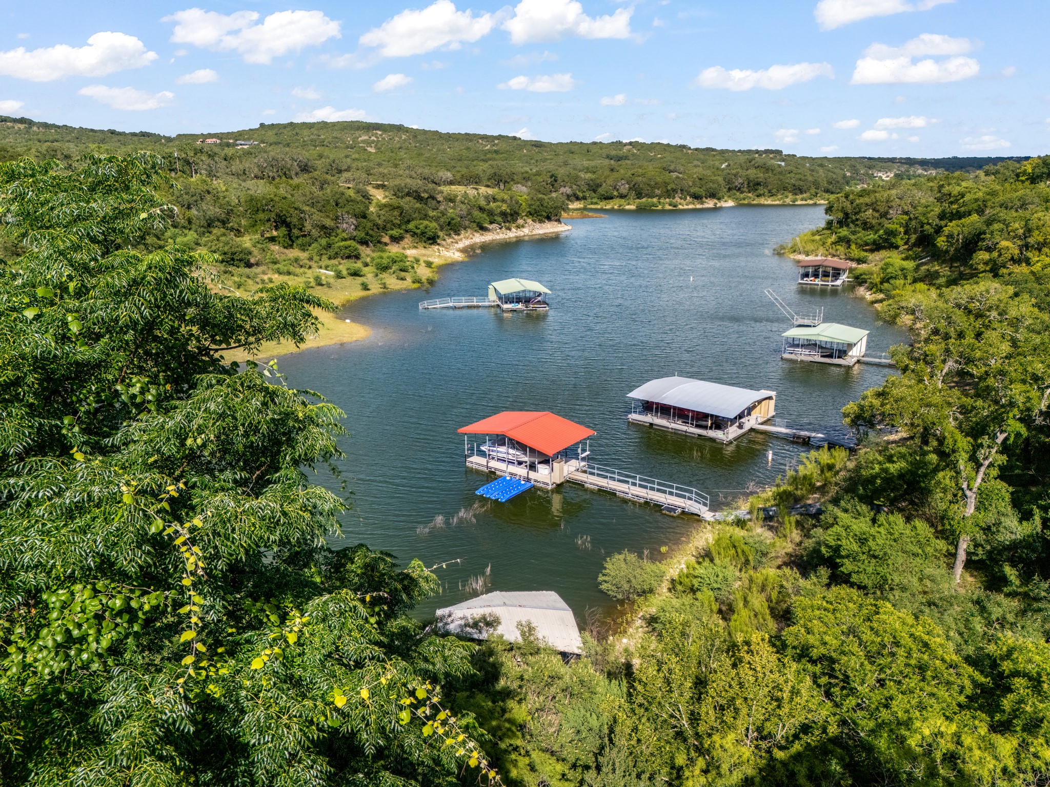 main property photo 34