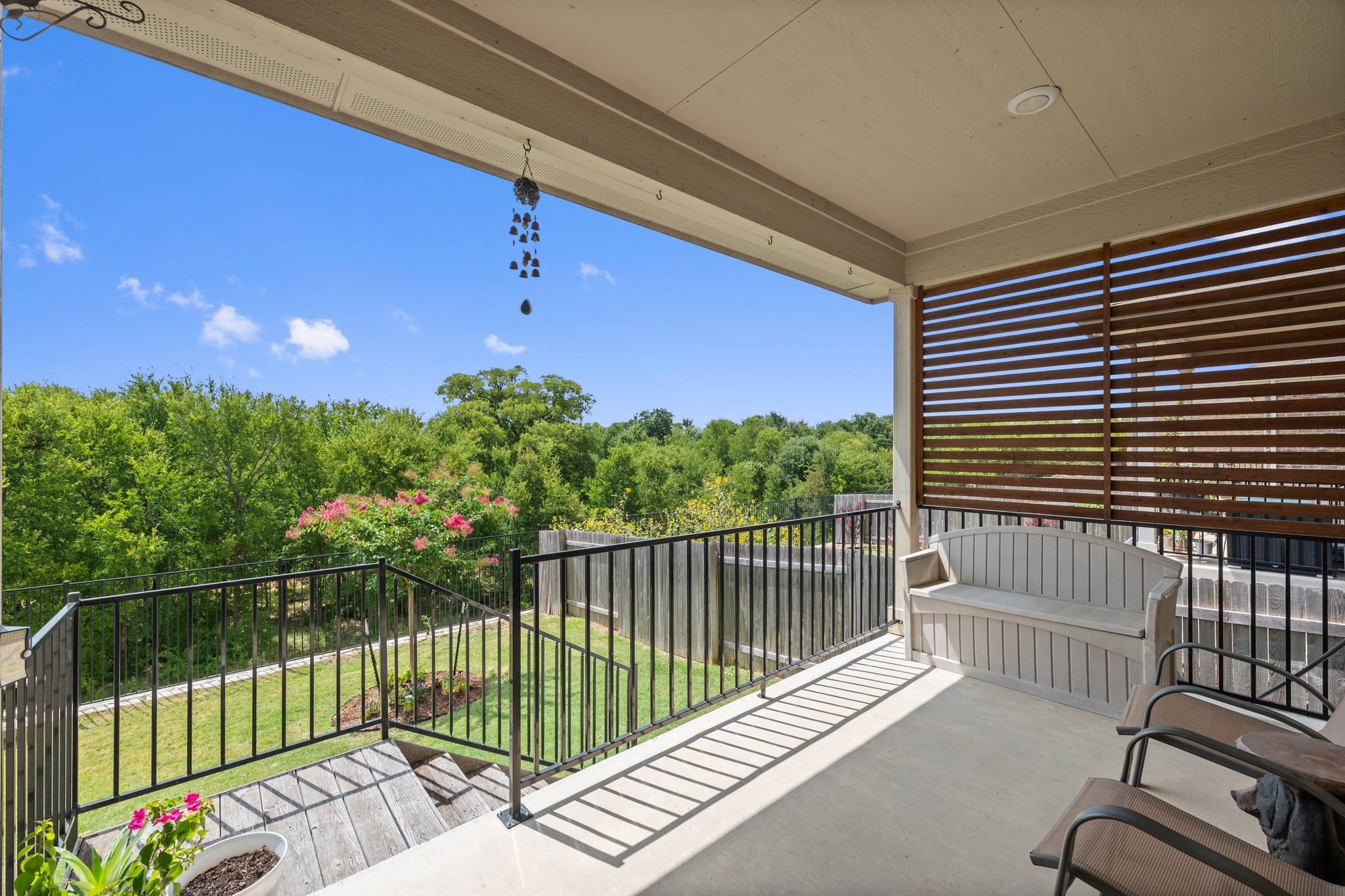 main property photo 16