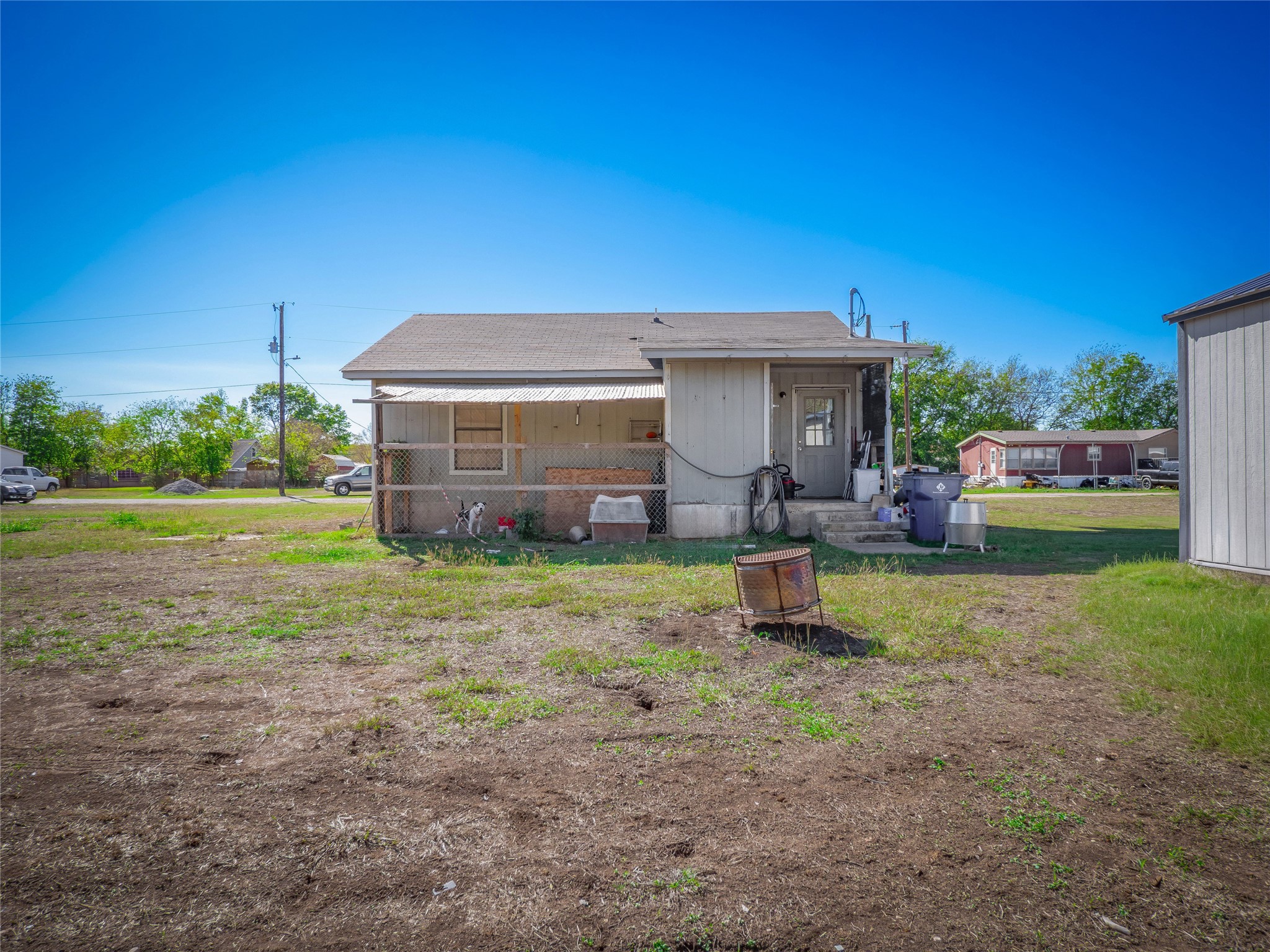 main property photo 35