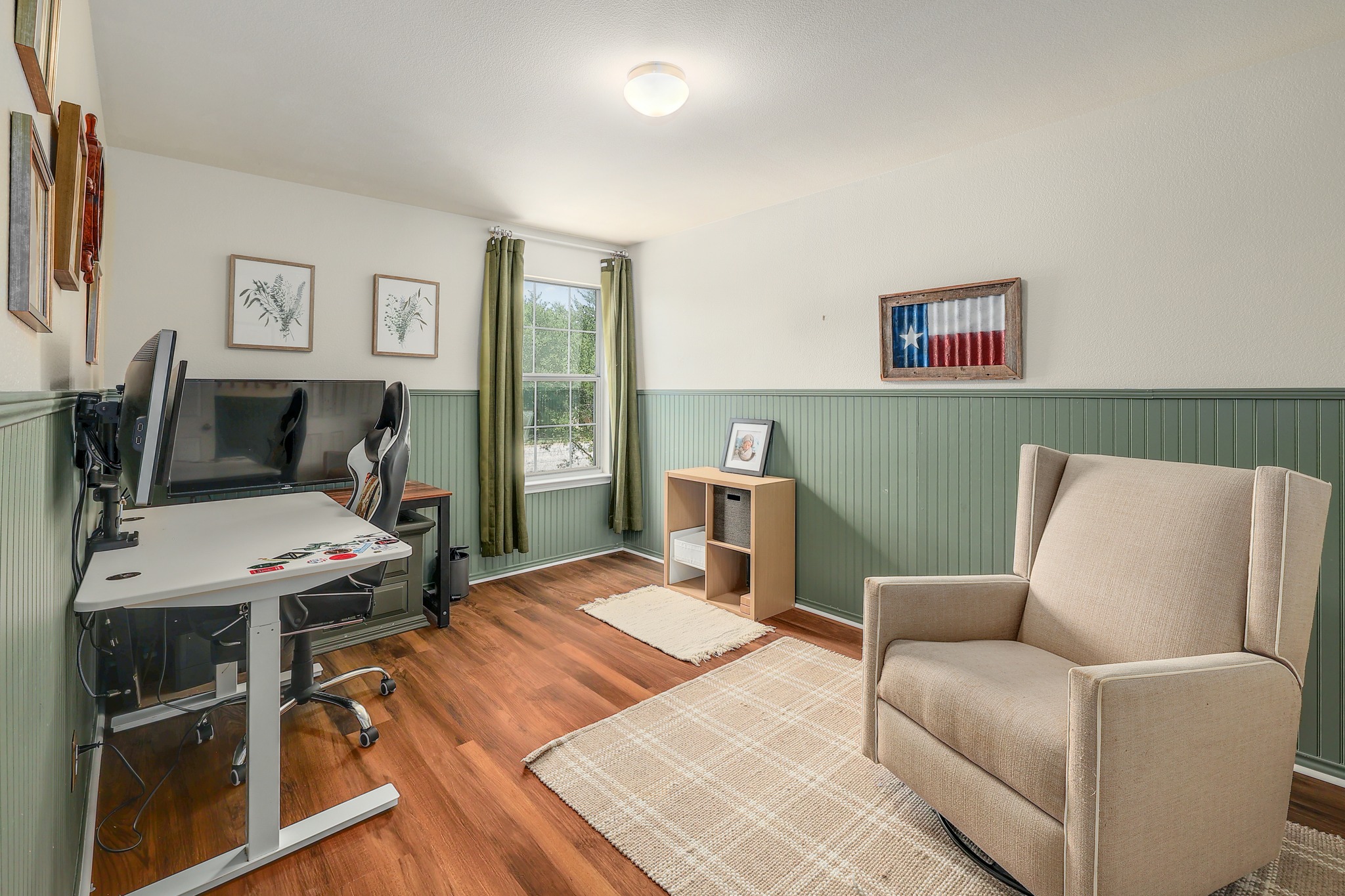 main property photo 26