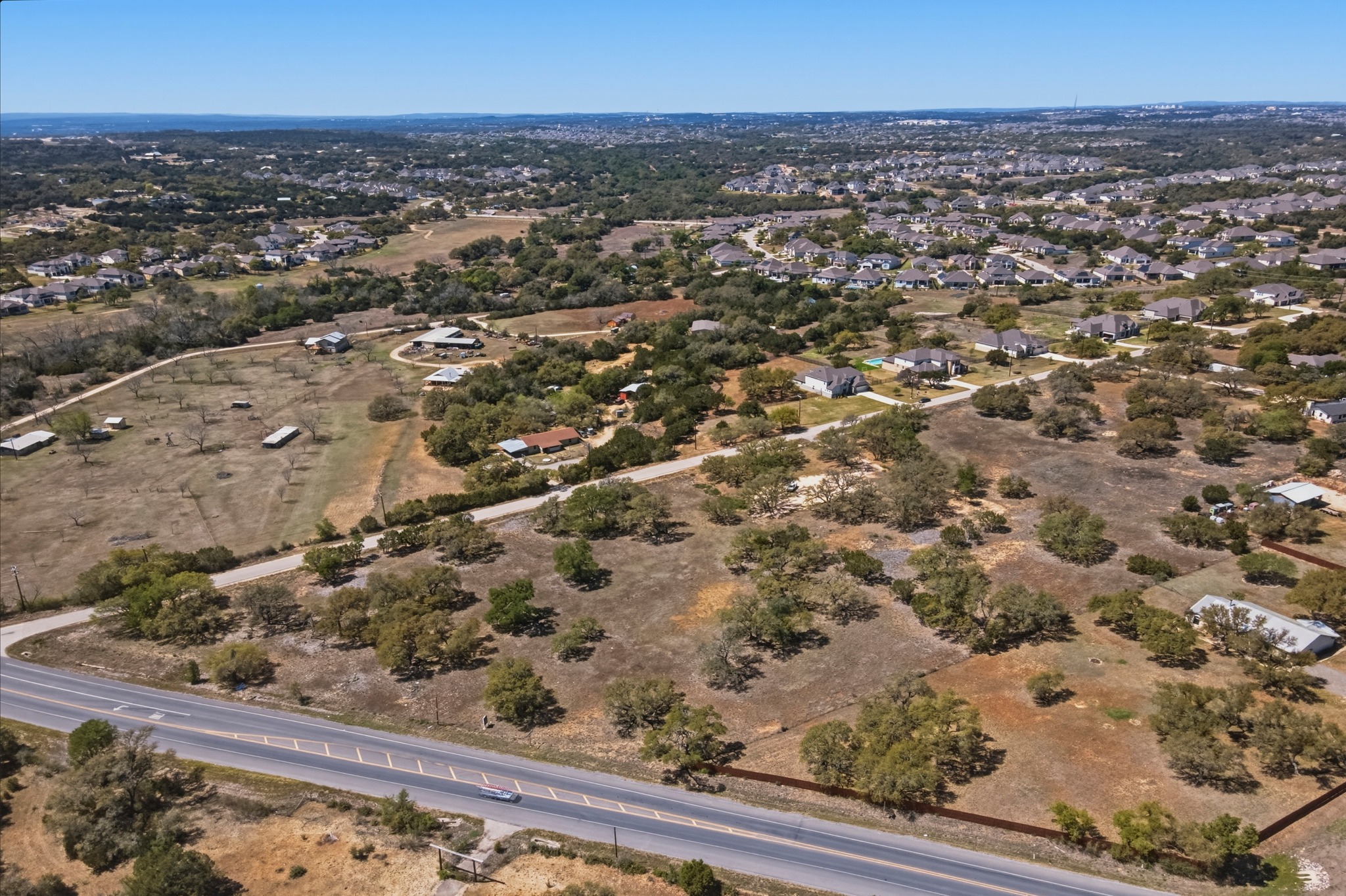 main property photo 11