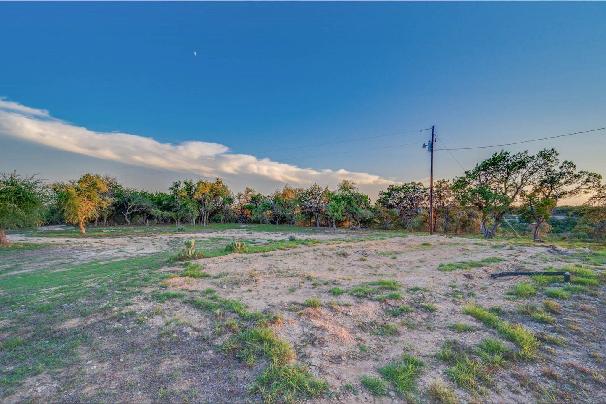 main property photo 21