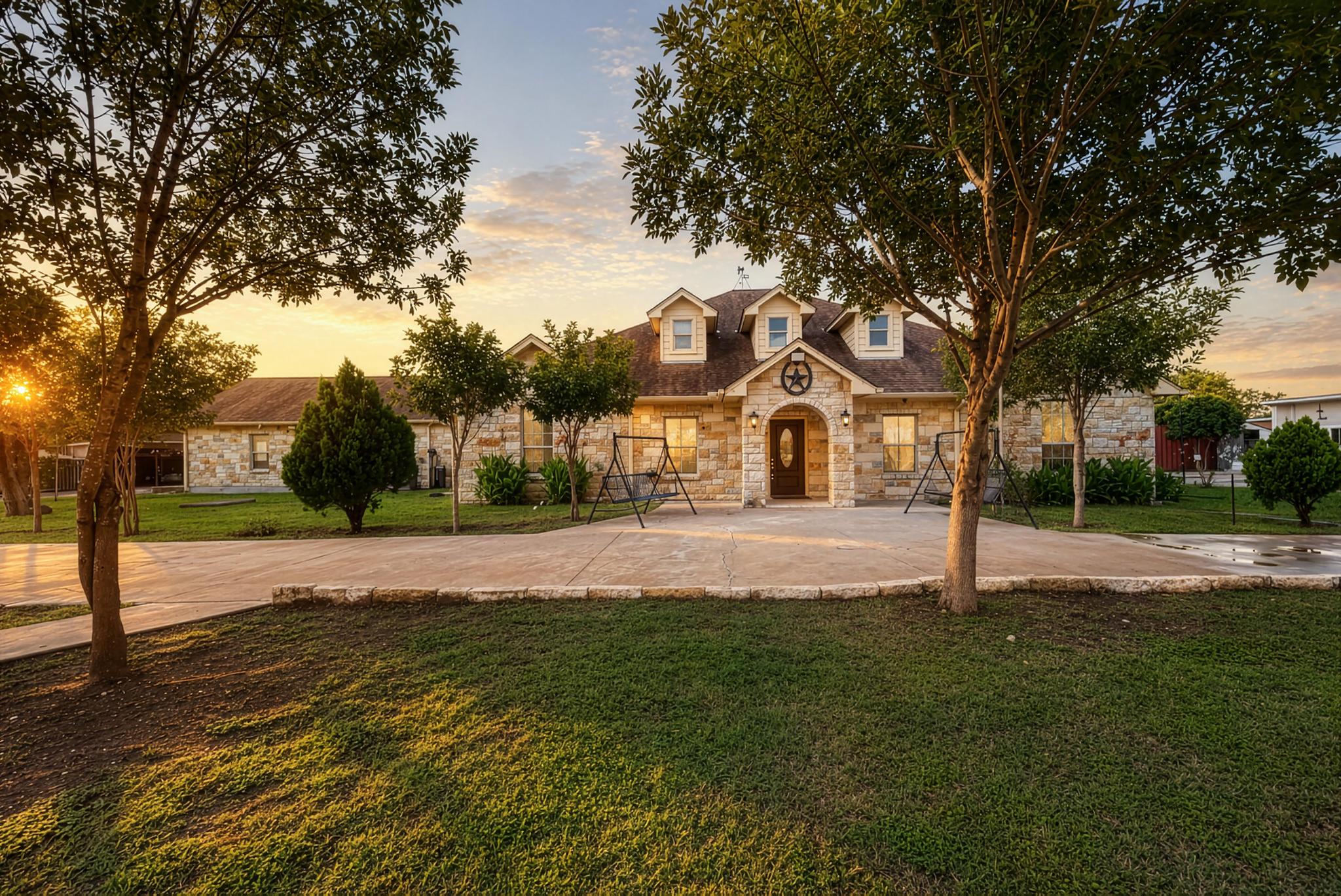 main property photo 2