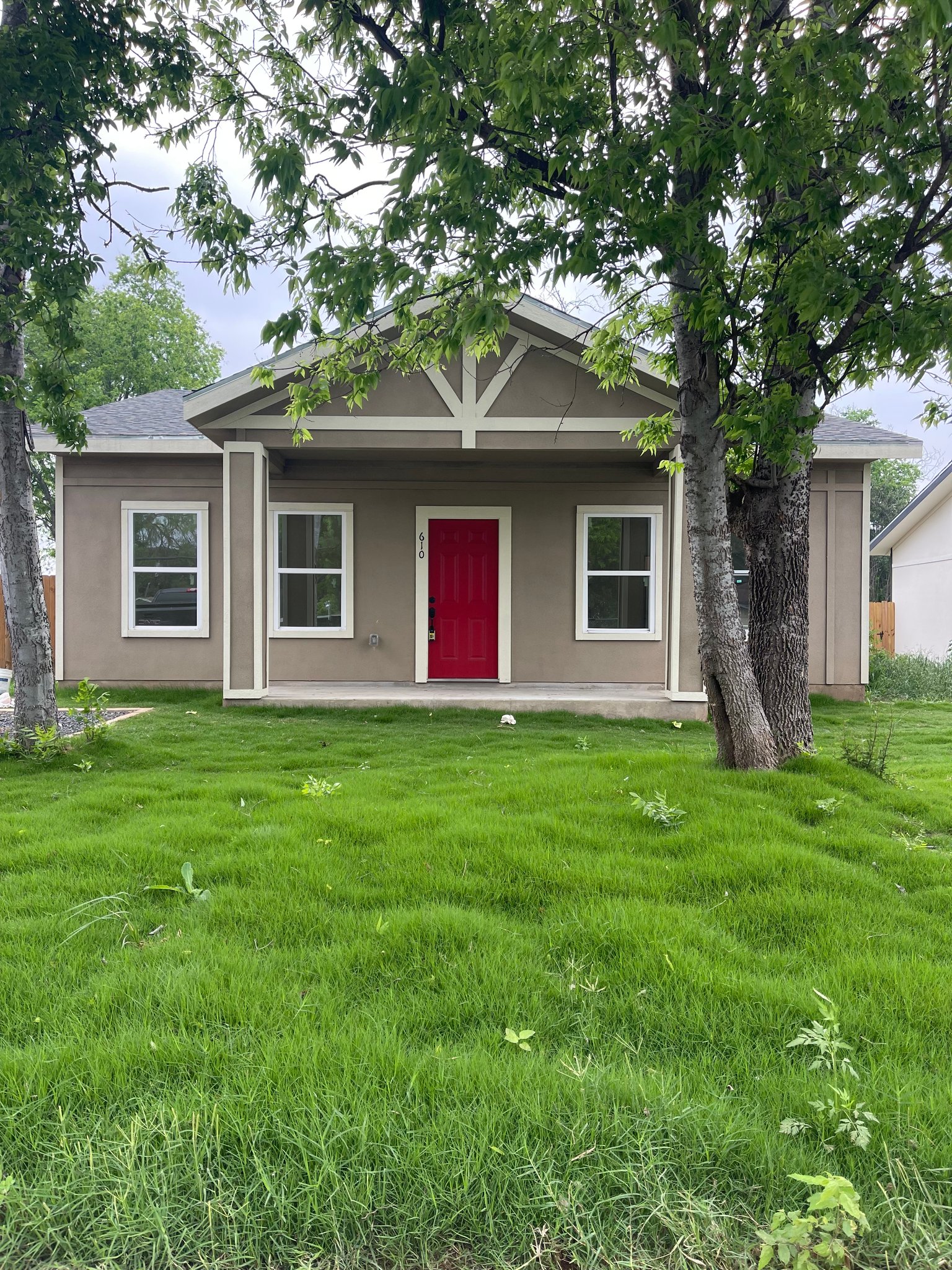 main property photo 1