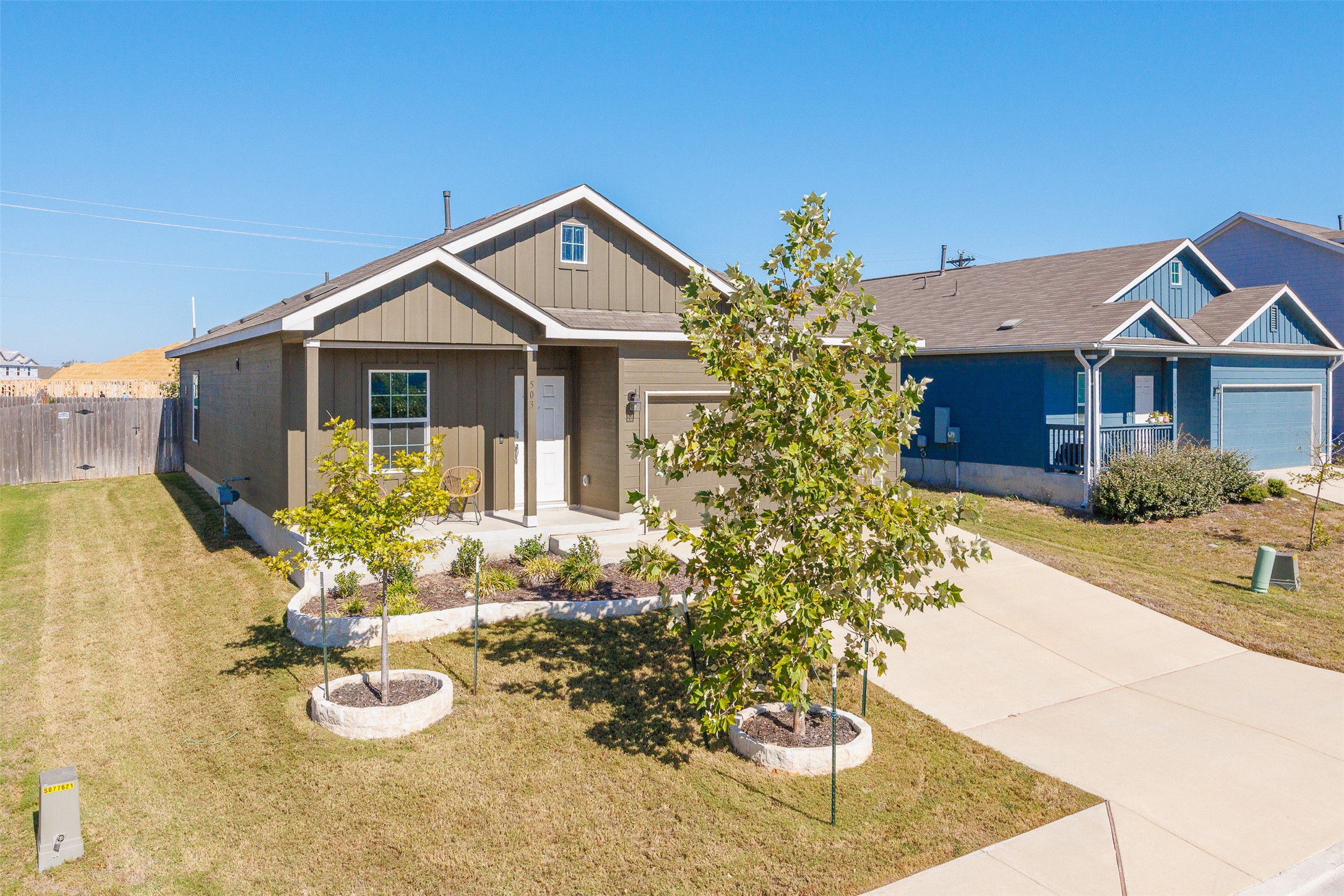 main property photo 20