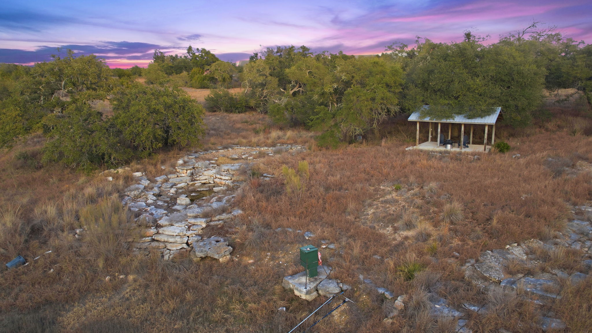 main property photo 32