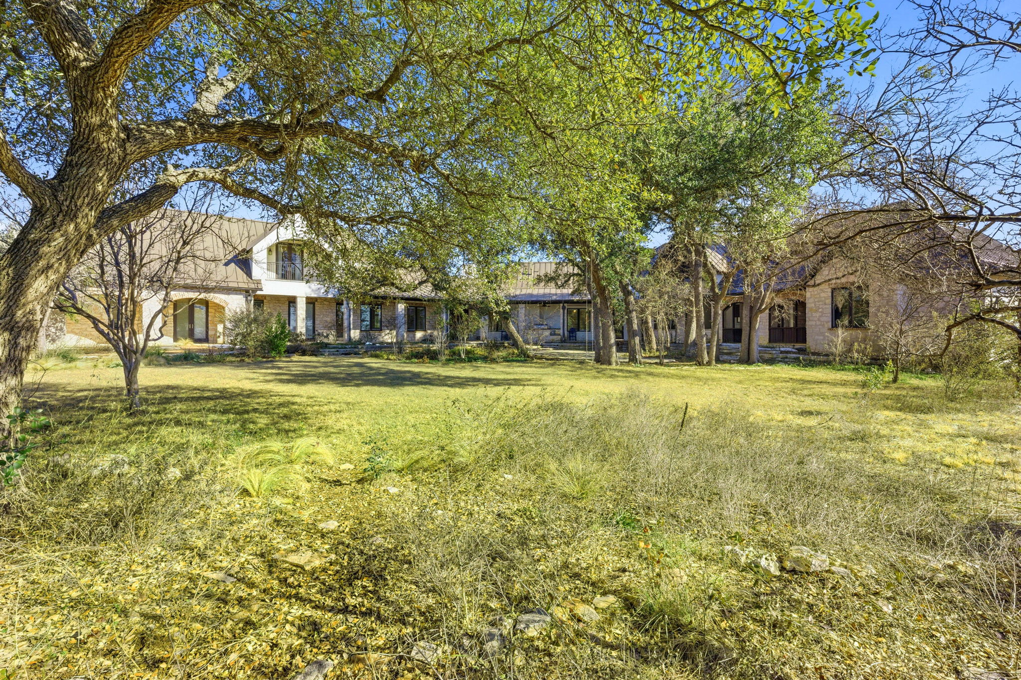 main property photo 35