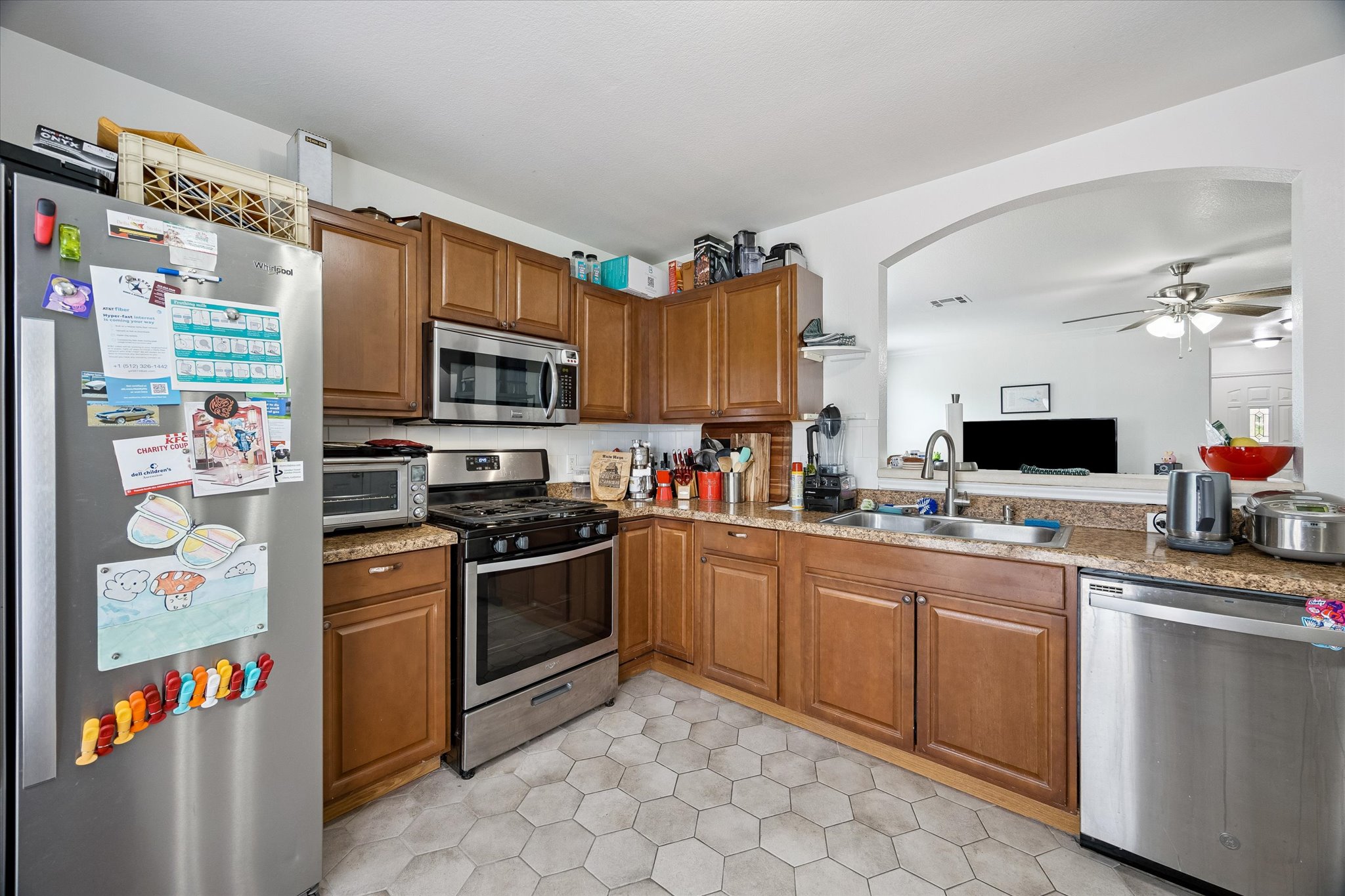 main property photo 6