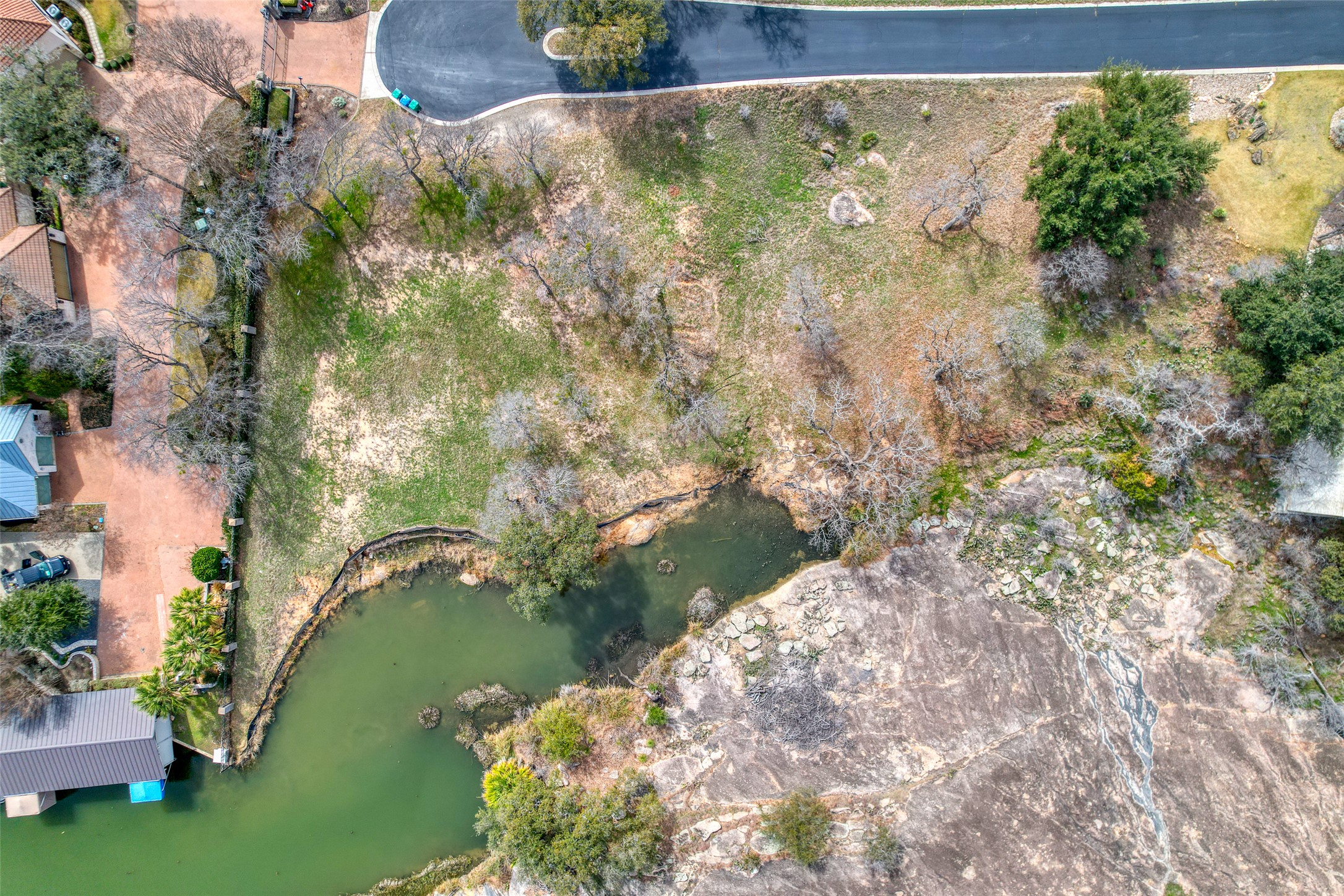 main property photo 9