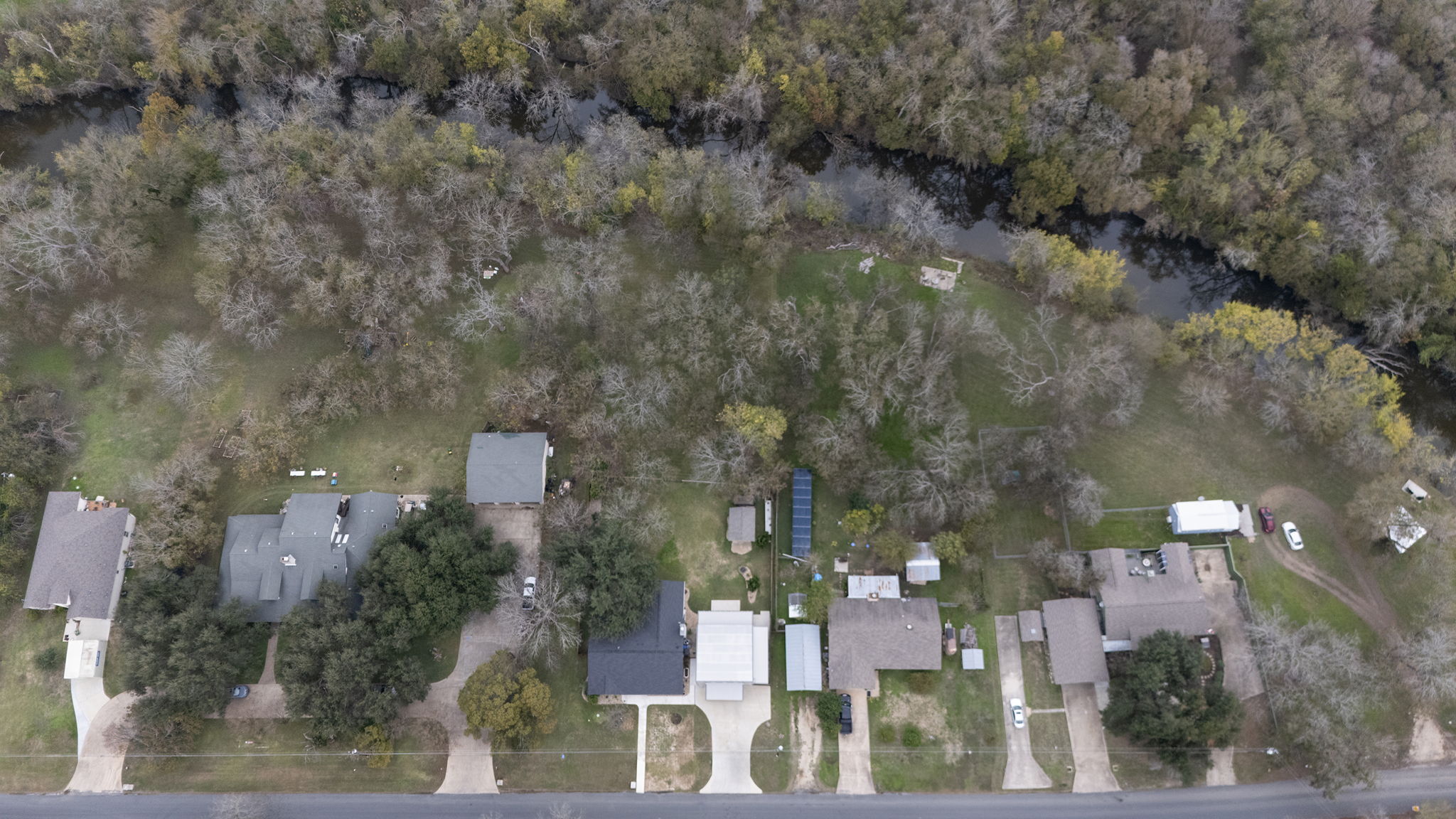 main property photo 34
