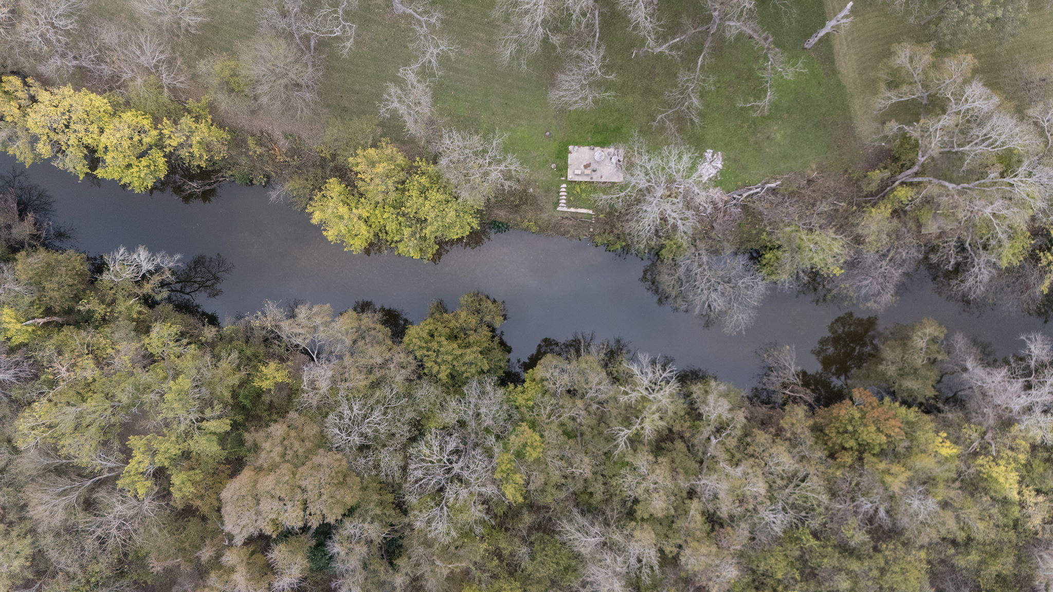 main property photo 37