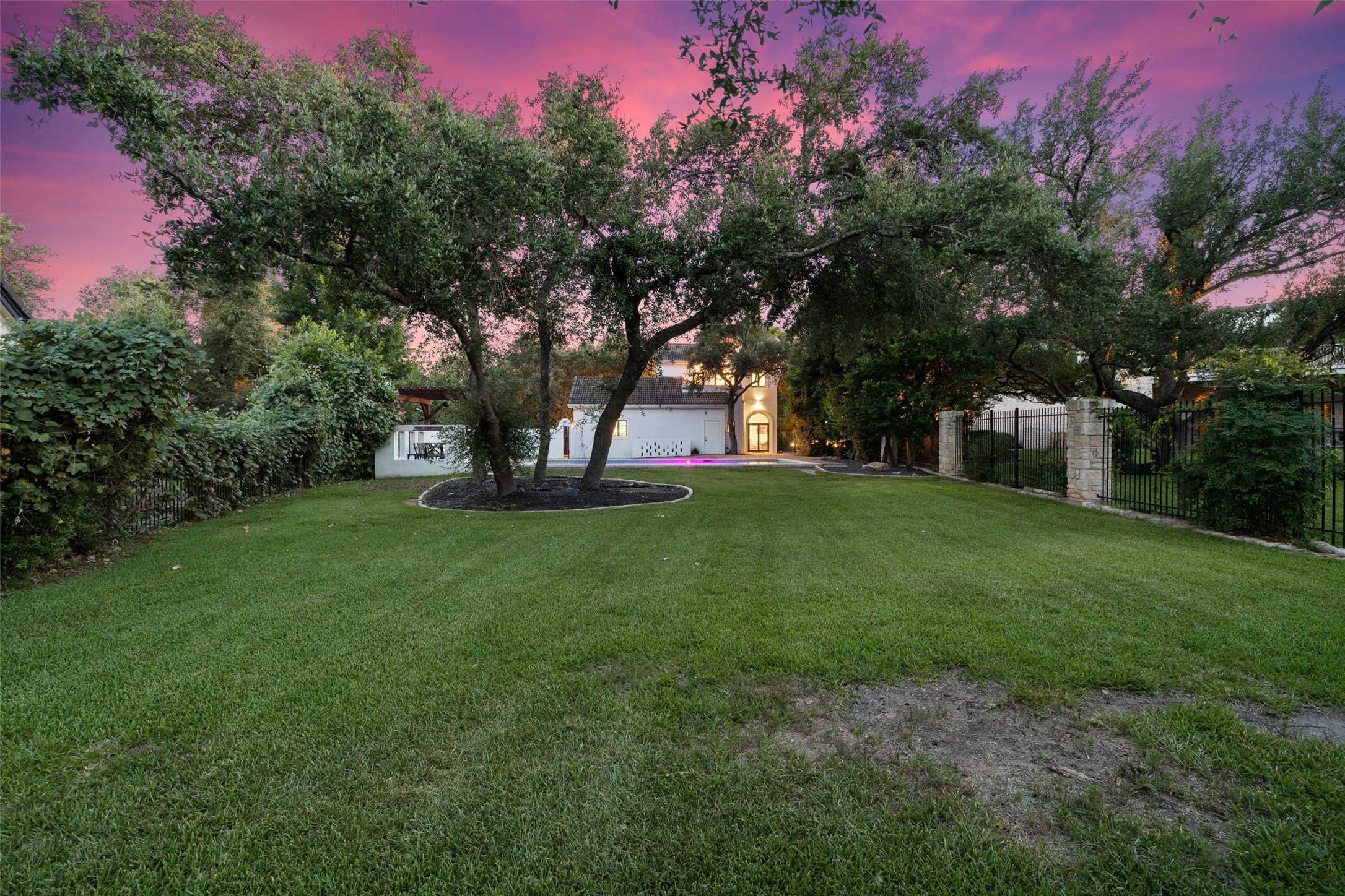 main property photo 36