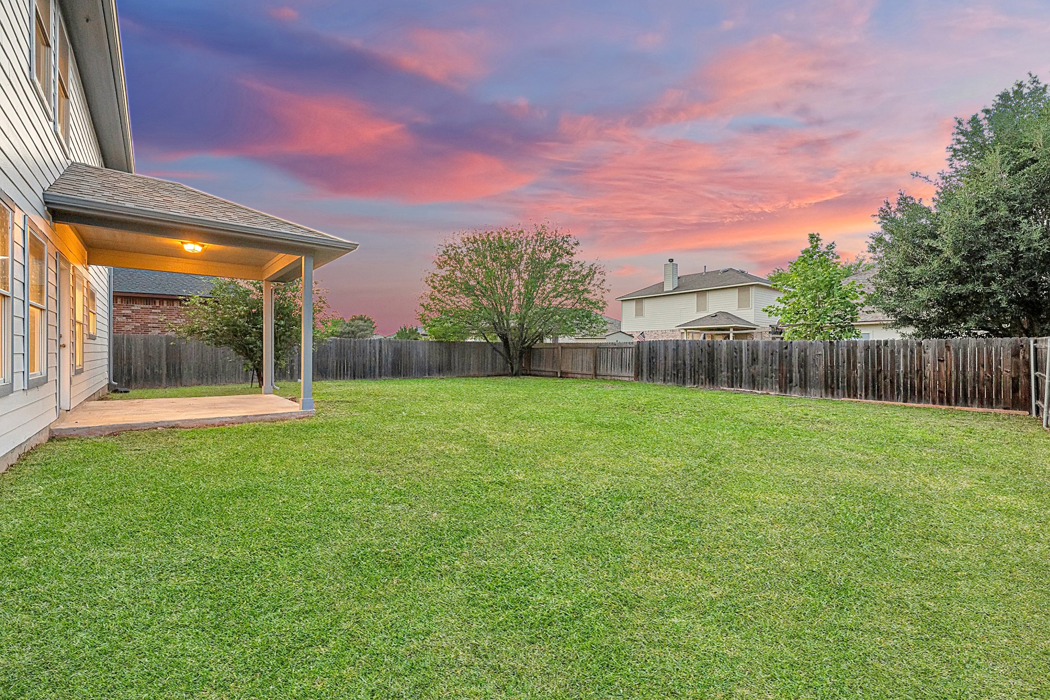 main property photo 27