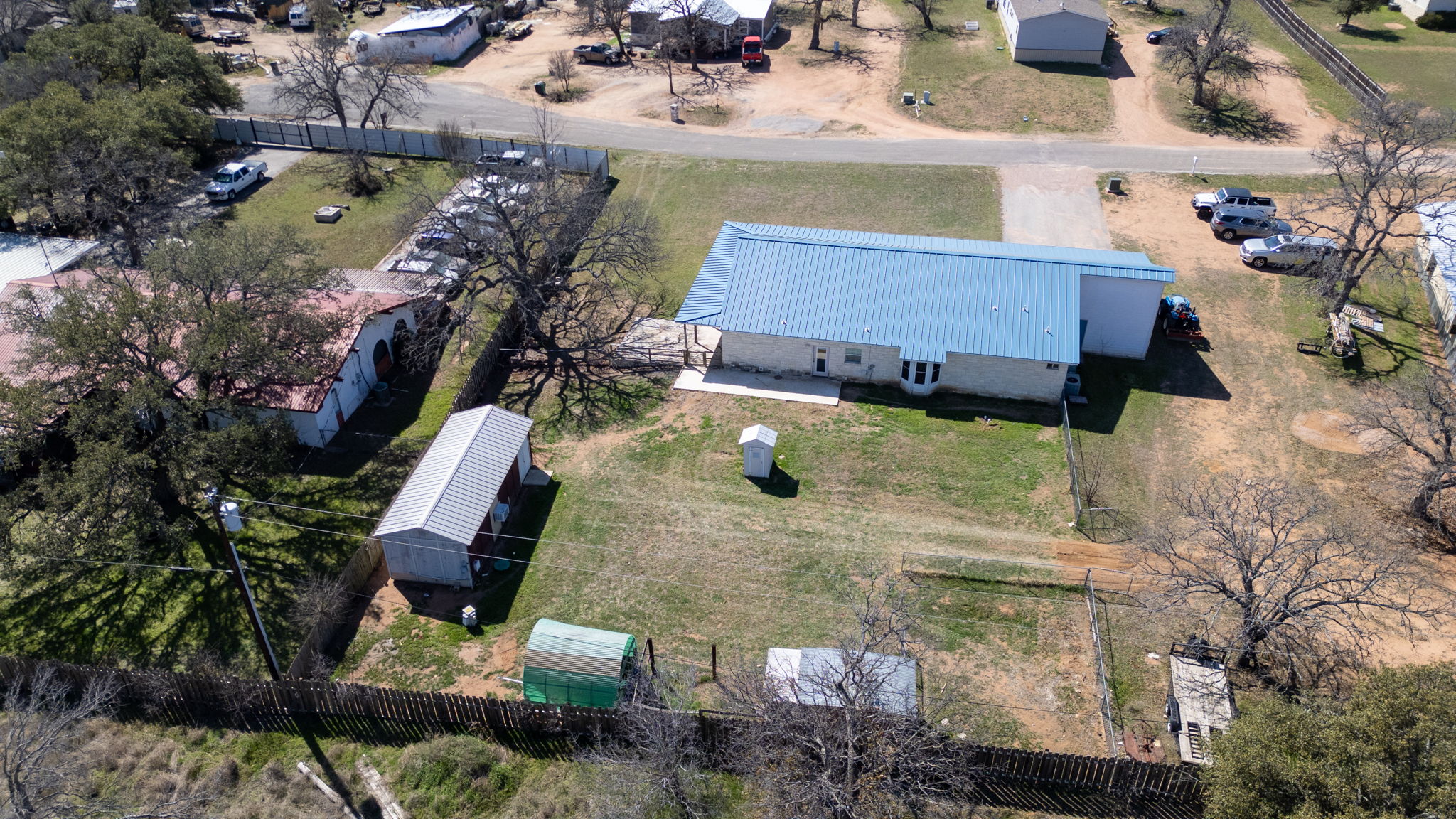 main property photo 37