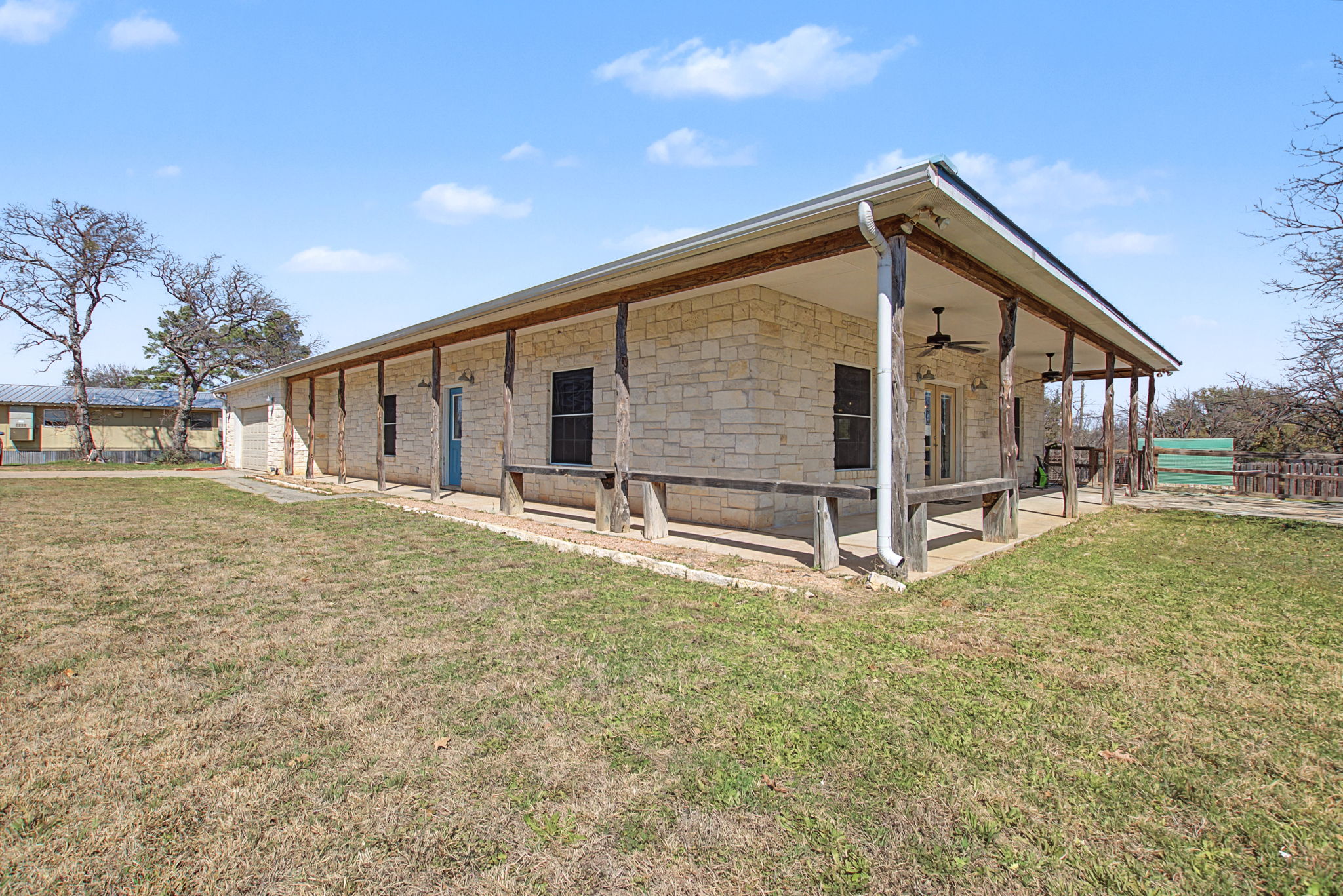 main property photo 6