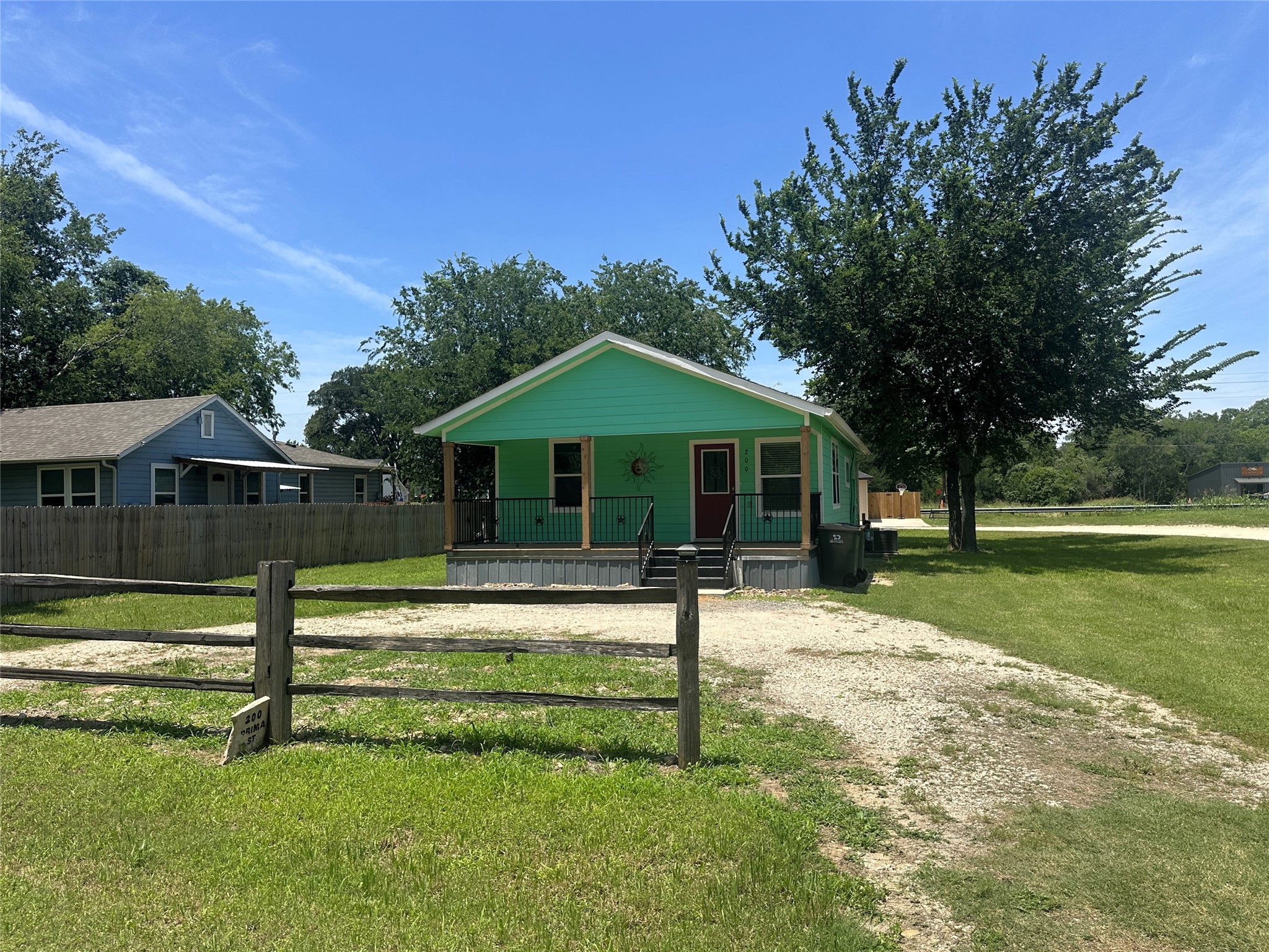 main property photo 2