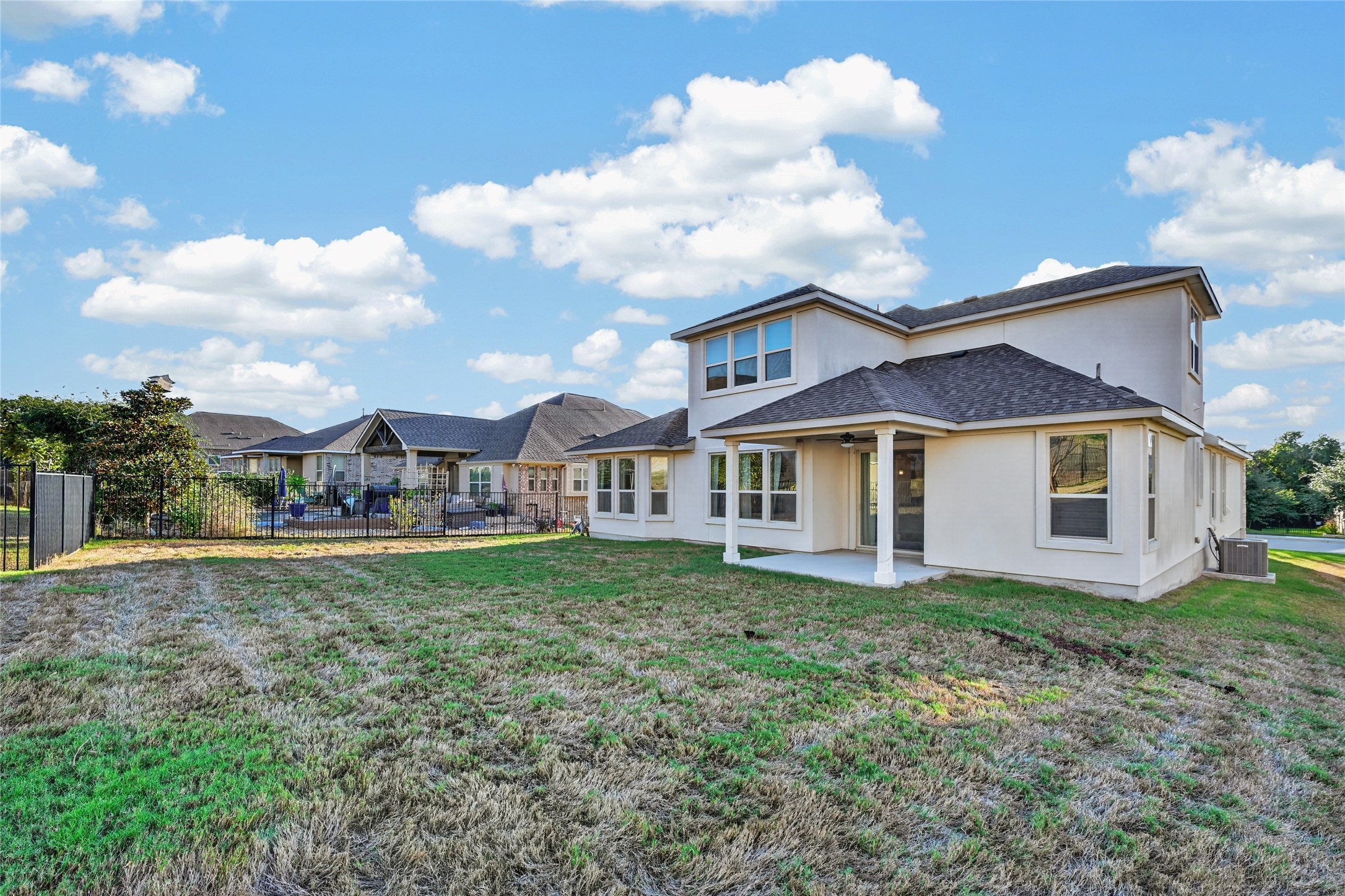 main property photo 29