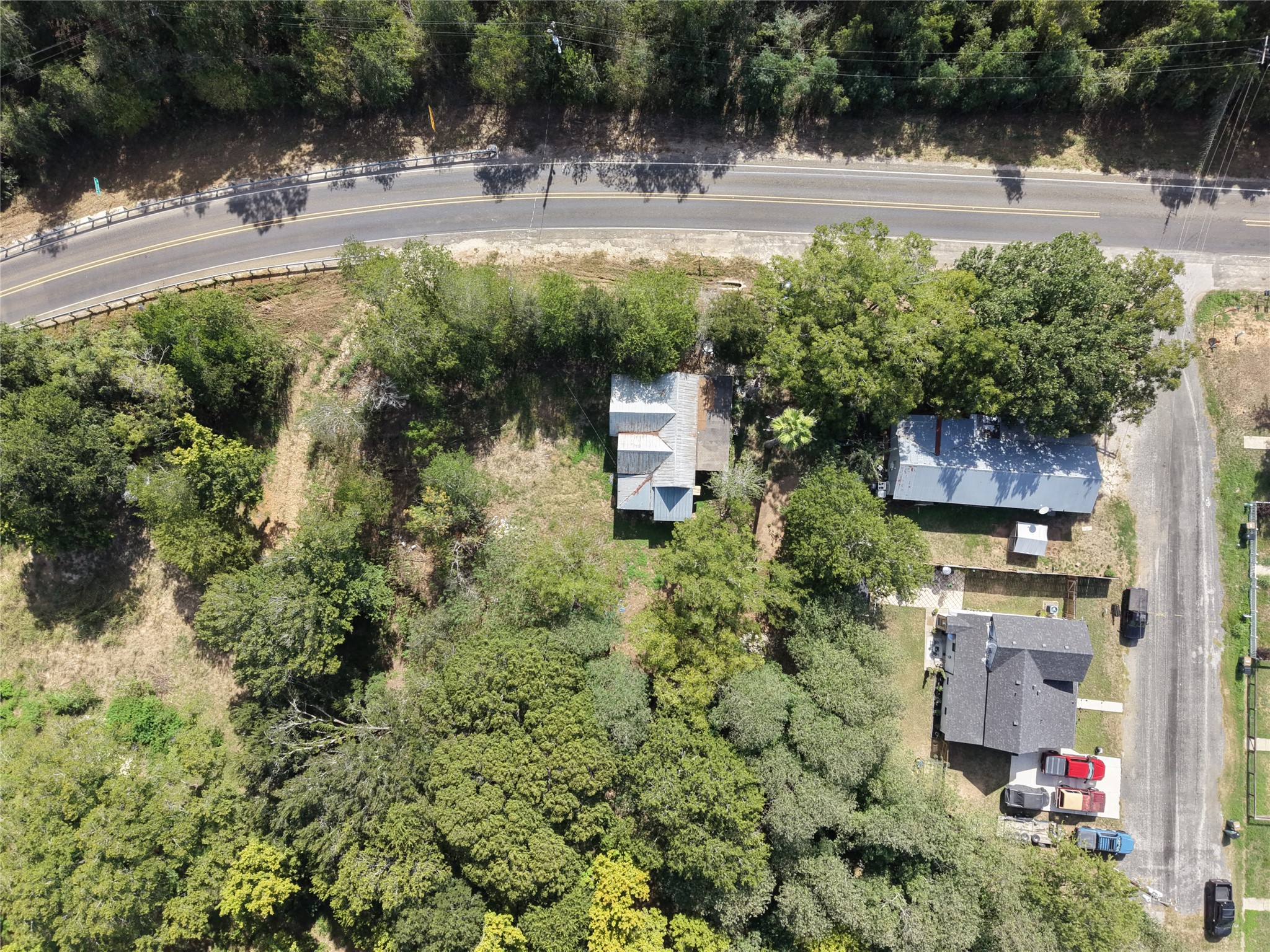 main property photo 10