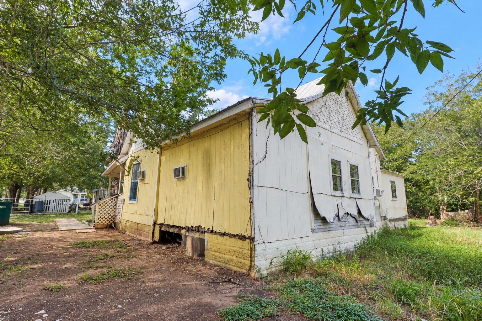 main property photo 25