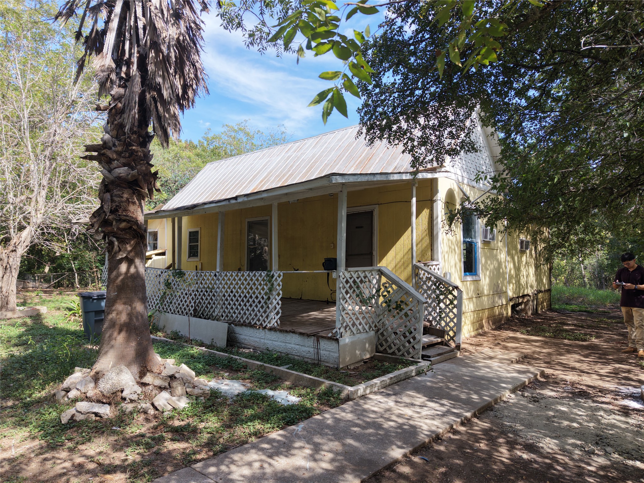 main property photo 29